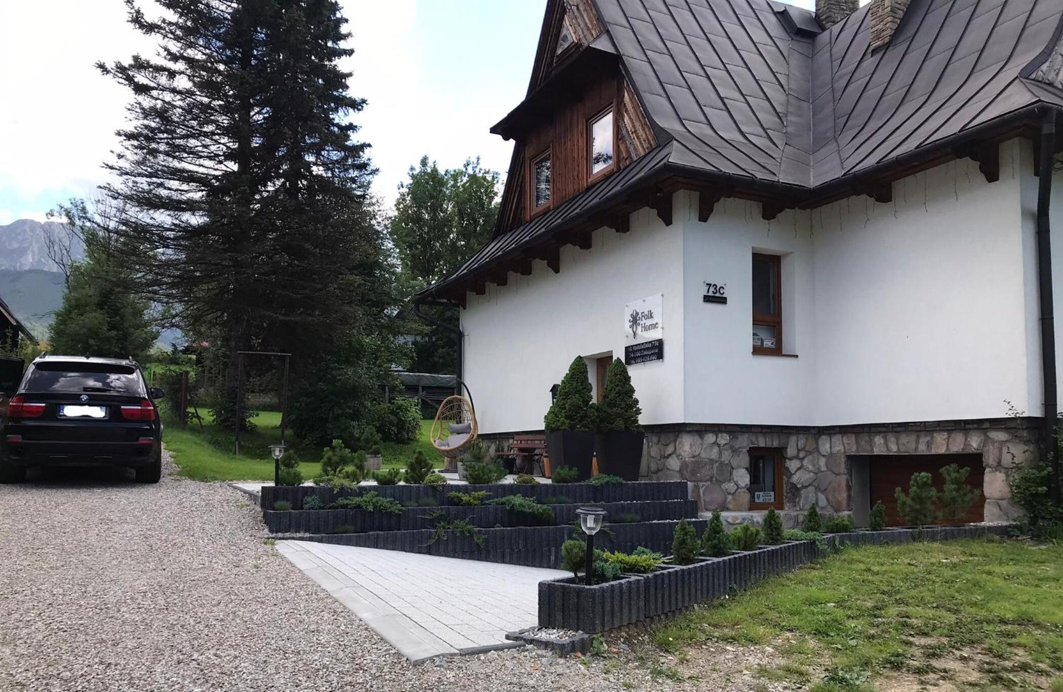 Folk Home view 4