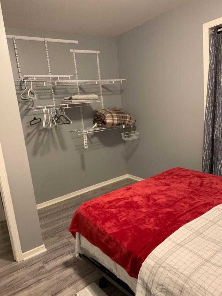 Ottawa airport guesthouse