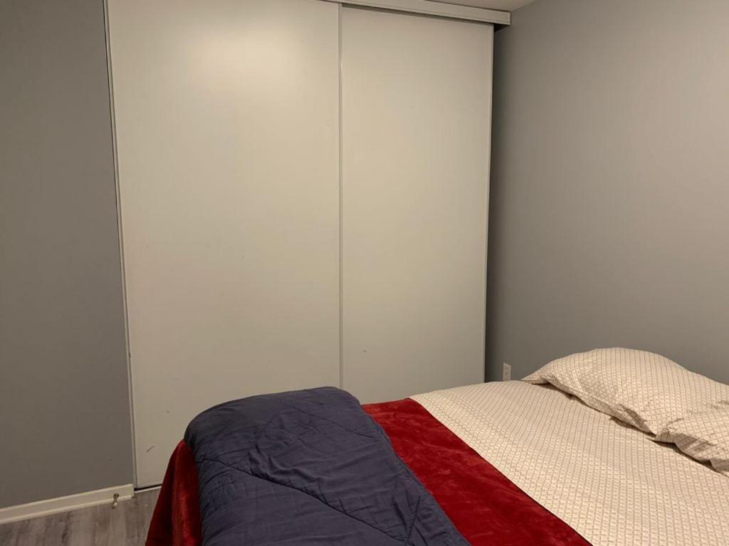 Ottawa airport guesthouse