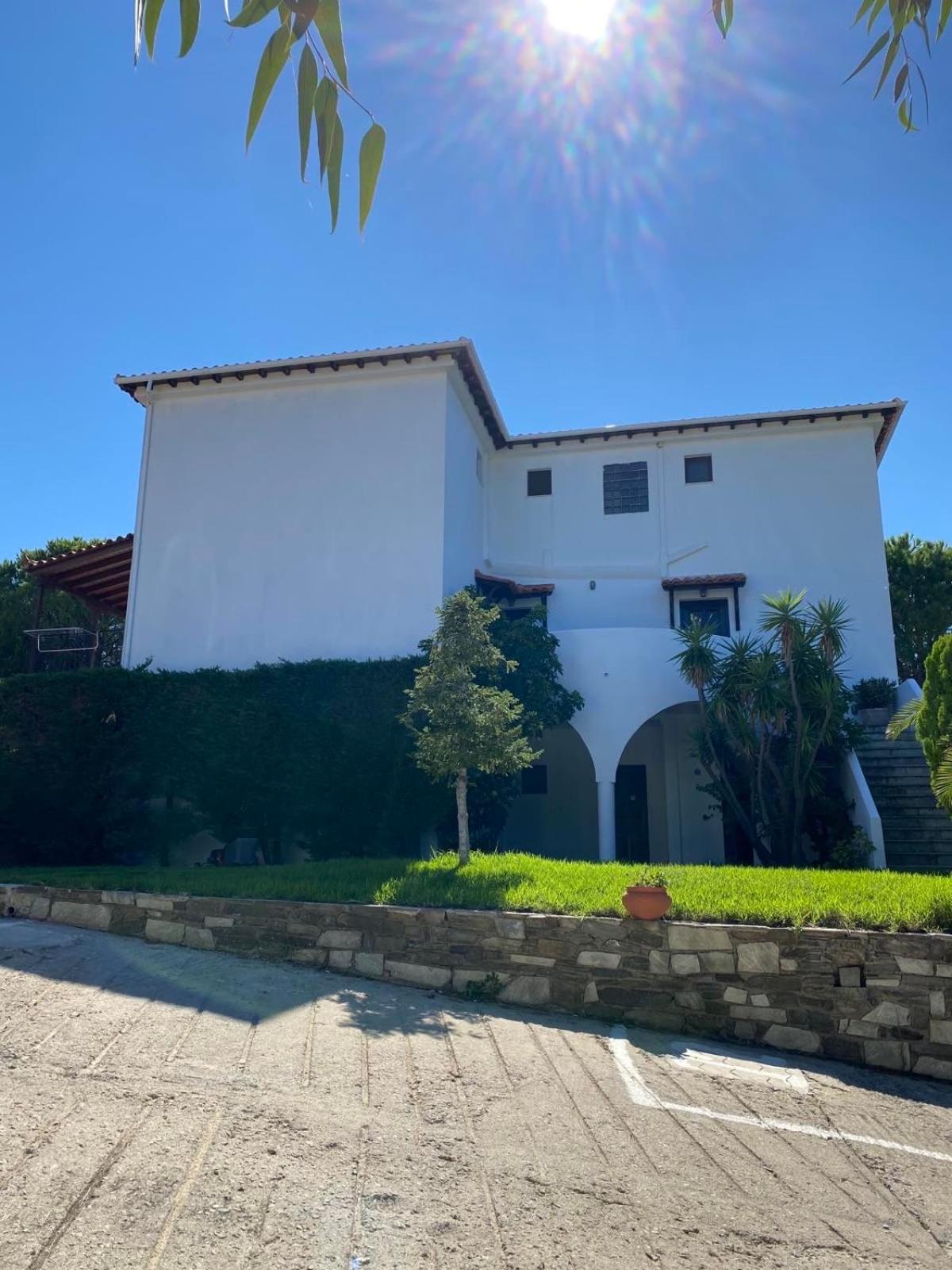 Villa POLYTIMI