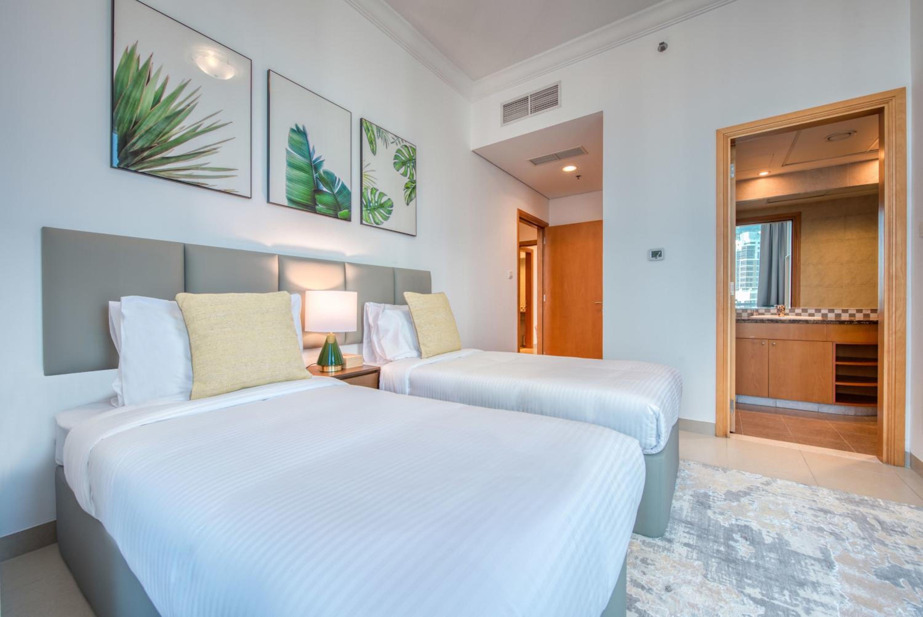Exquisite Dubai's Urban Living in the City Centre