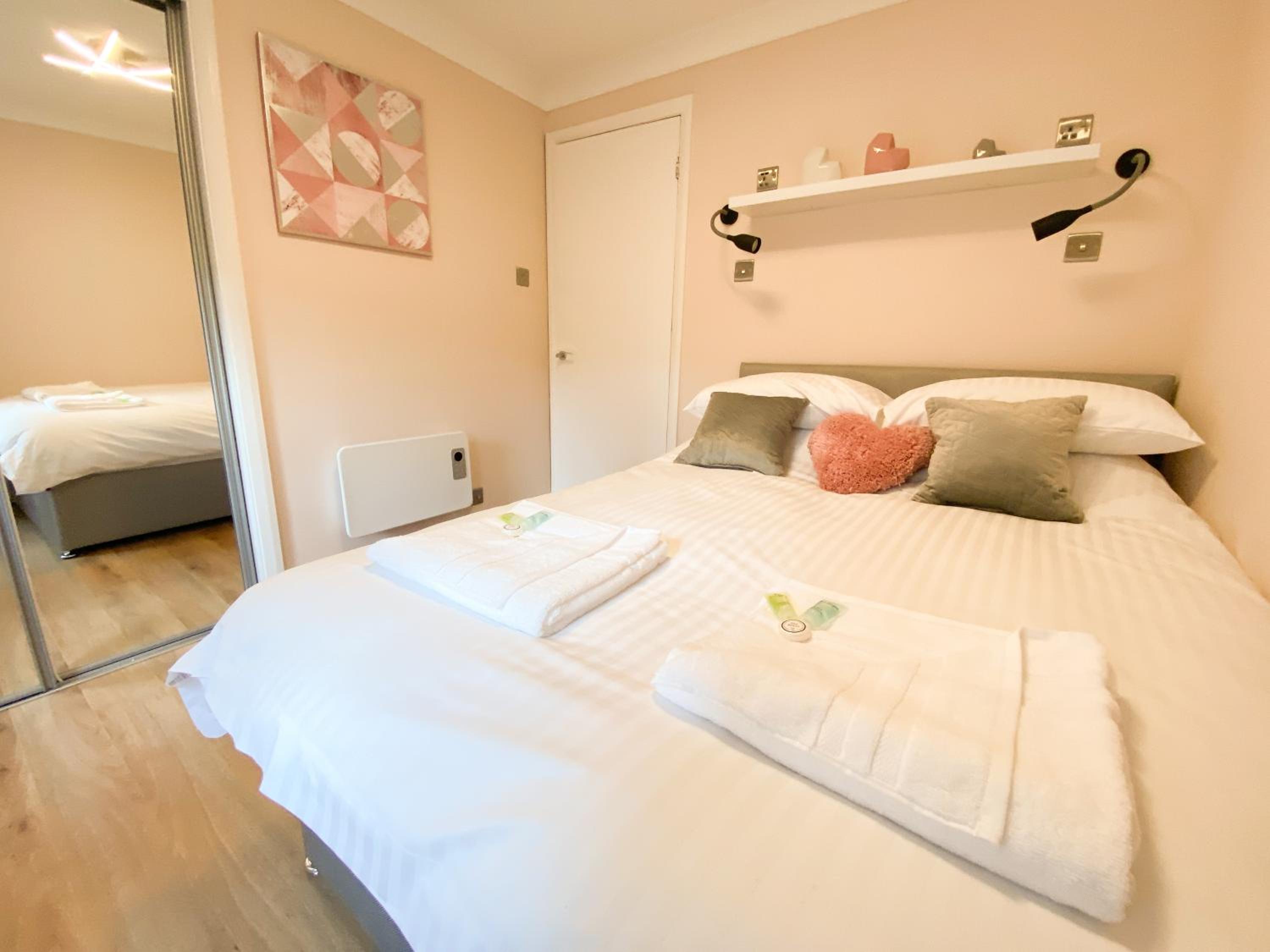 Glasgow 2bd City Centre Apartment - Free Private Parking