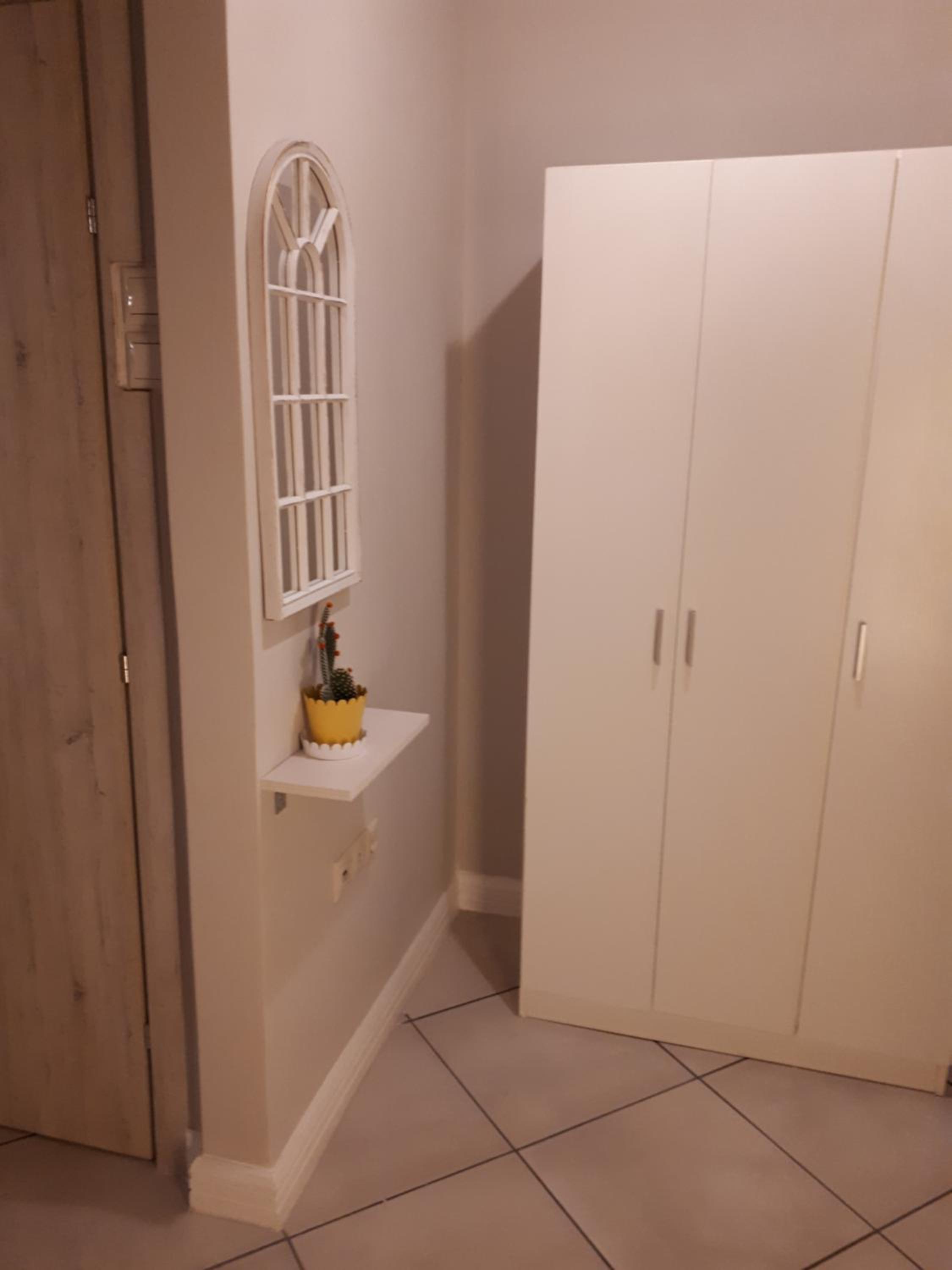 Myron, Athens - Cozy & King-Size Bed