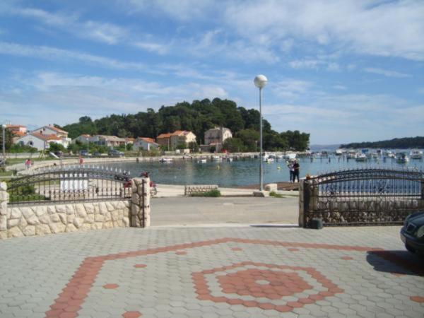 APARTMANI RUZARIJA en Rab
