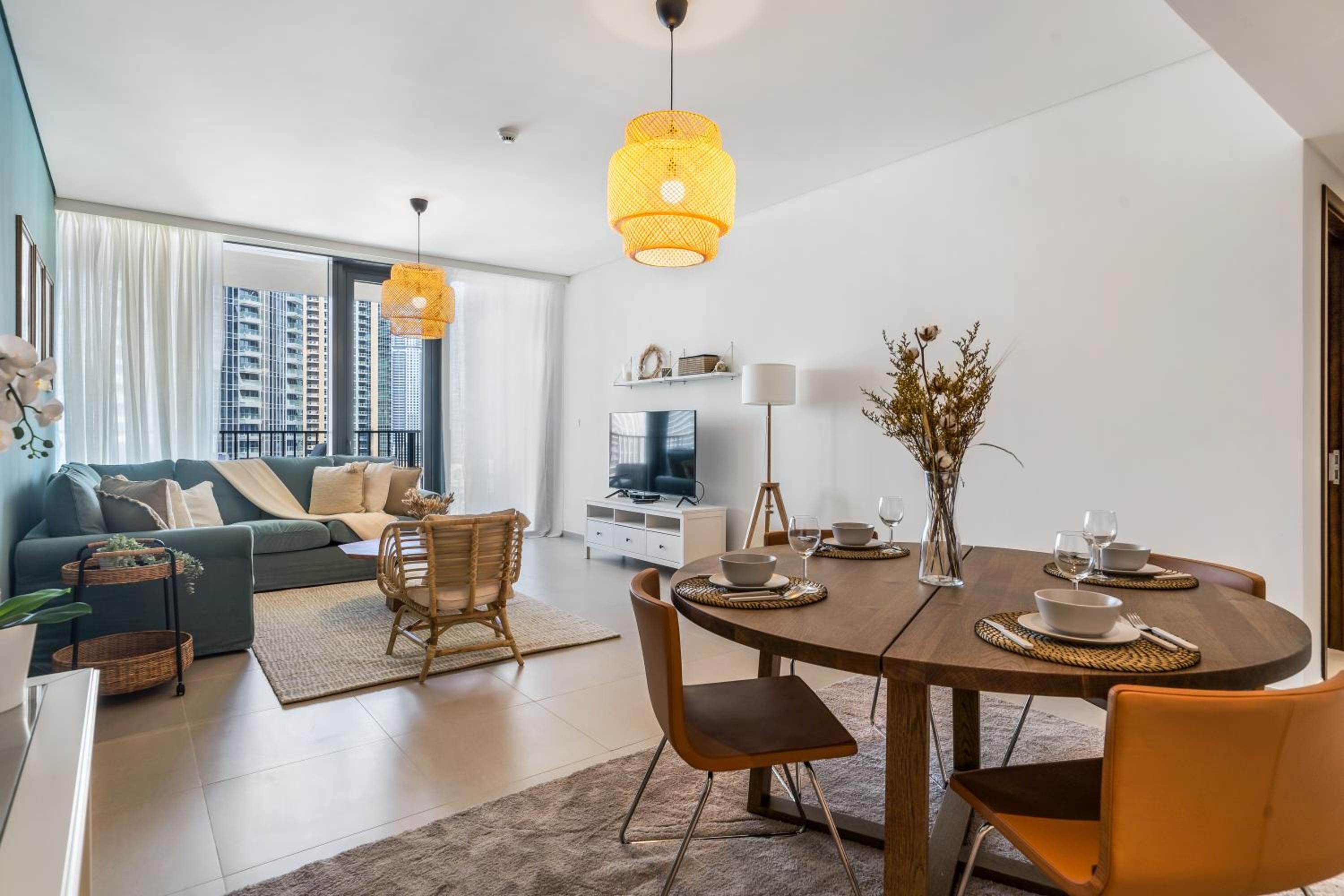 High-End Chic Apartment, Close to Burj Khalifa