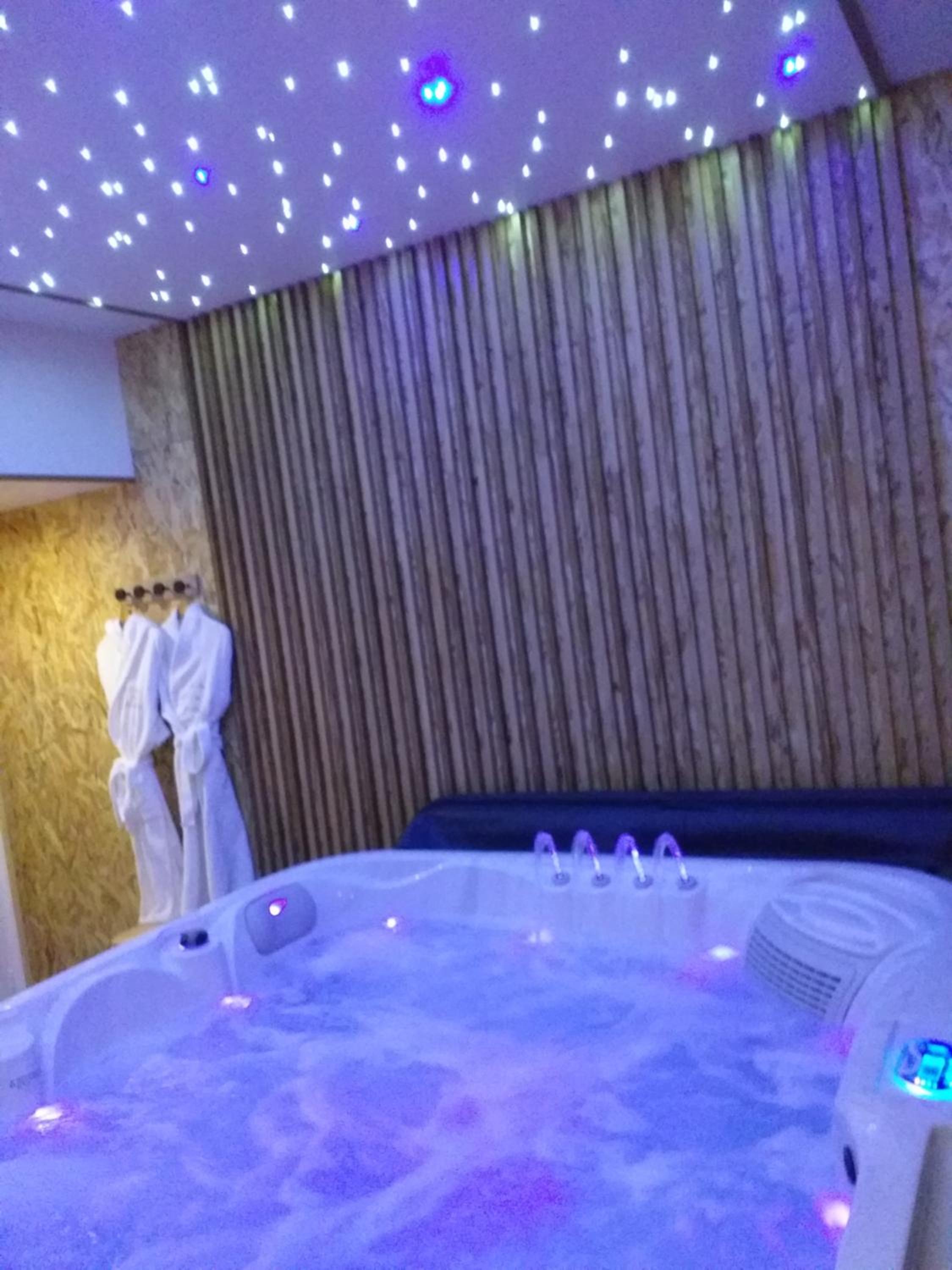 Jacuzzi