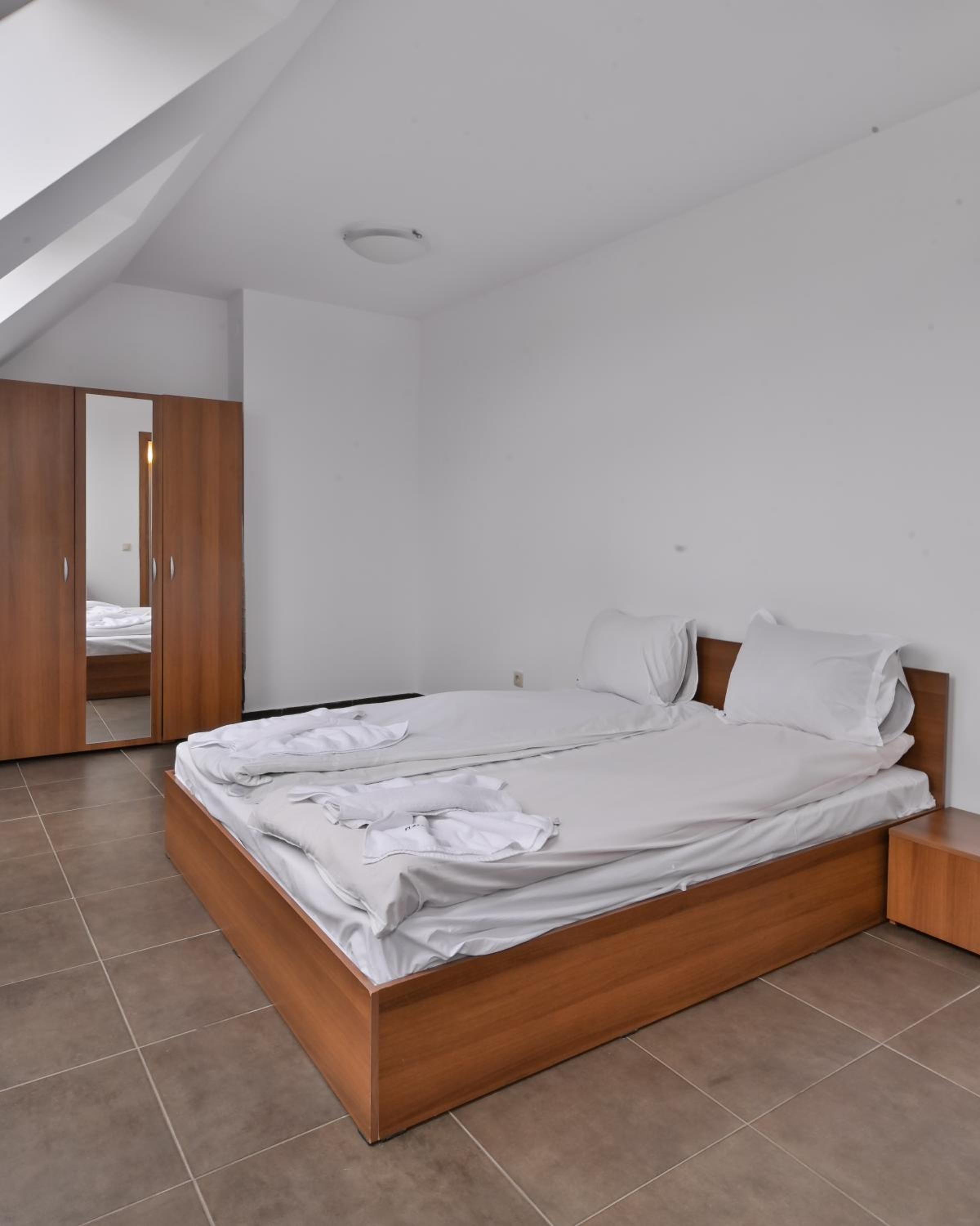One-Bedroom Maisonette with Spacious Terrace