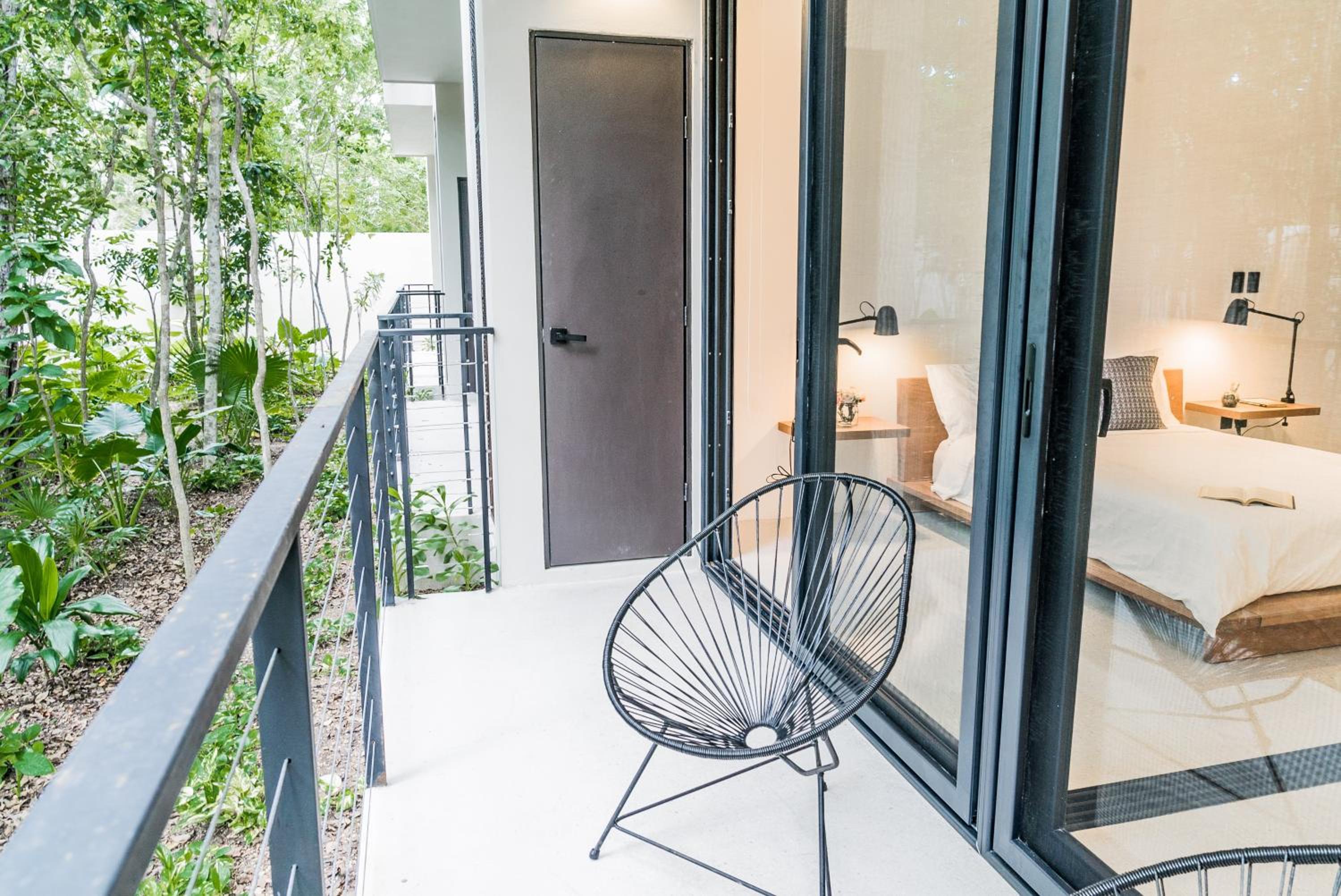 Modern & Stylish 1BR Apartment La Veleta Infinity Pool, Fitness Area & Rooftop Lounge