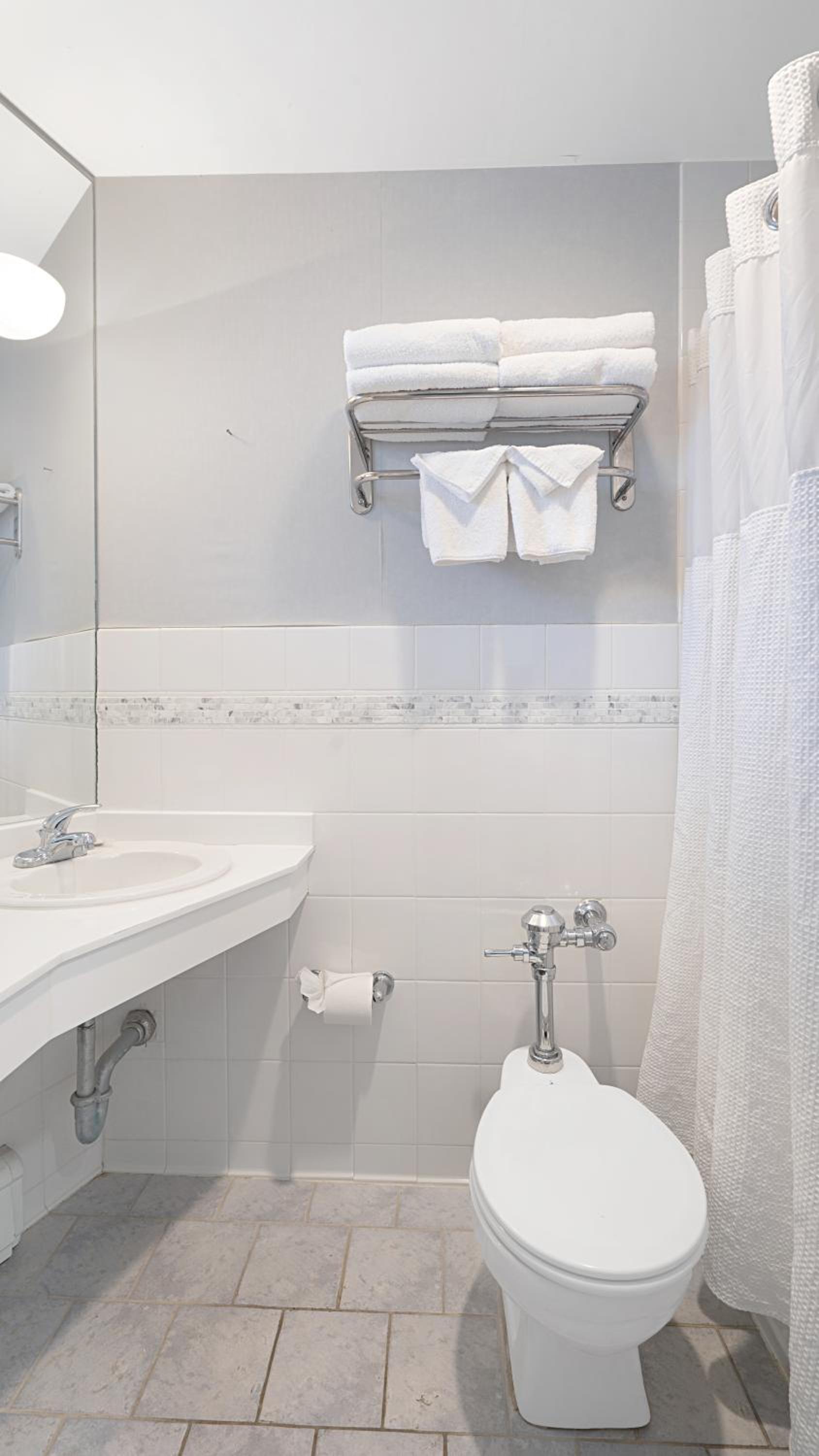 East Hampton House Resort 85