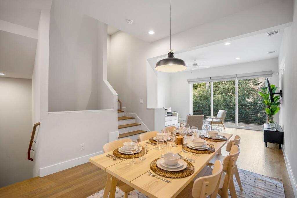 Ethereal Rooftop Retreat @ Midtown/Eado view 5