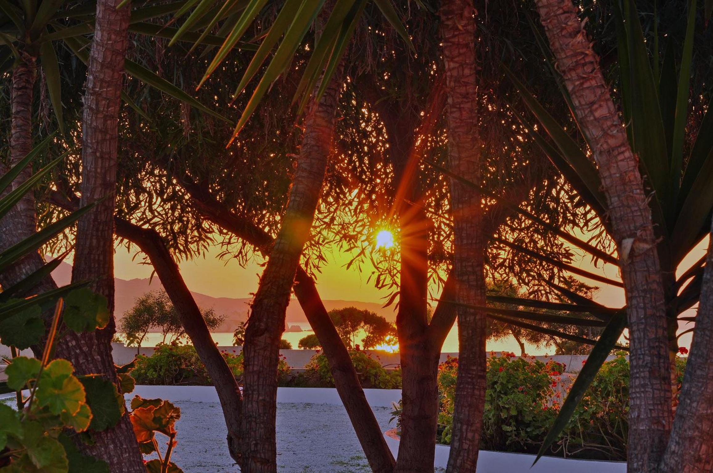 Agnanti View Hotel