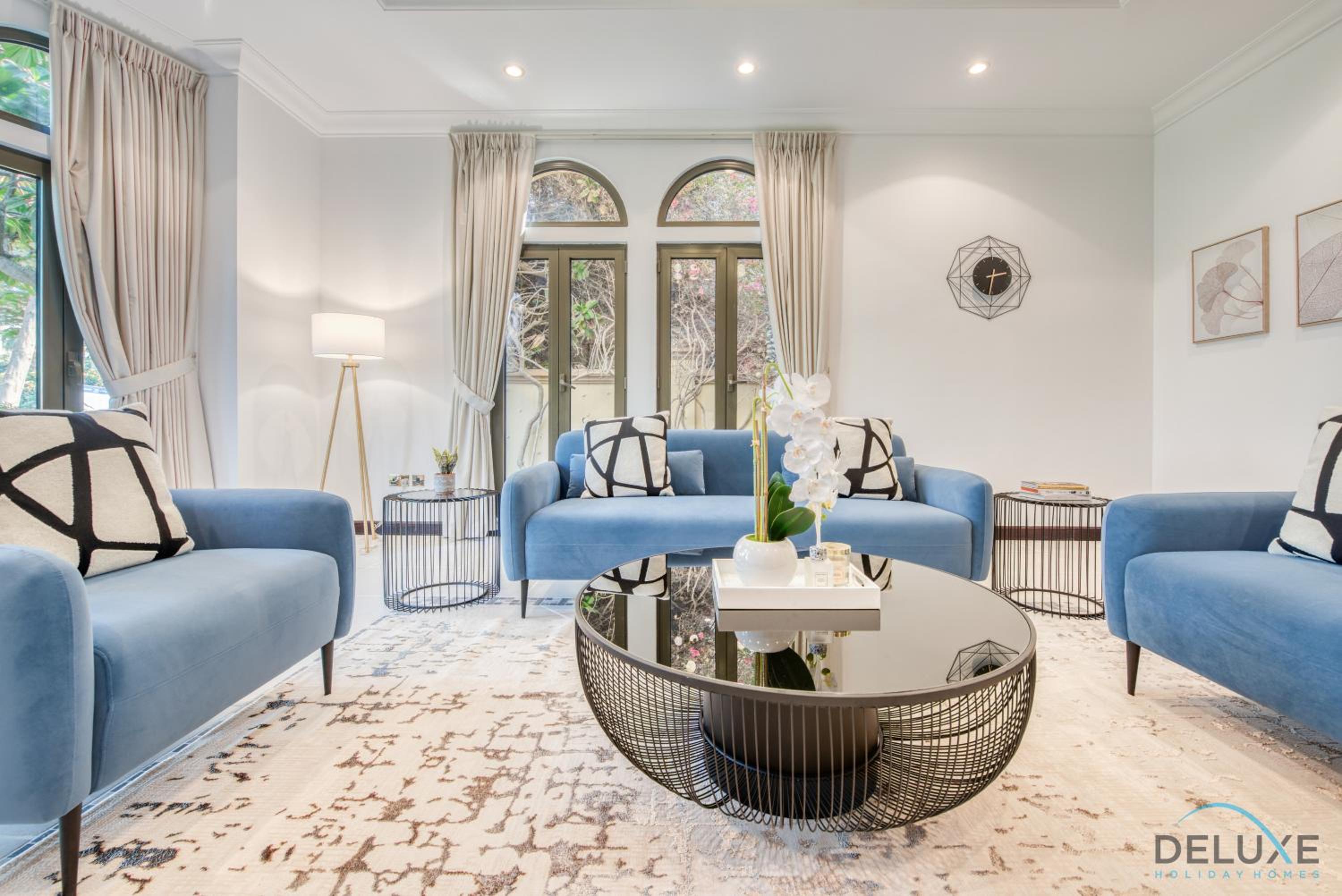 Splendid 5BR Villa at Canal Cove Palm Jumeirah by Deluxe Holiday Homes