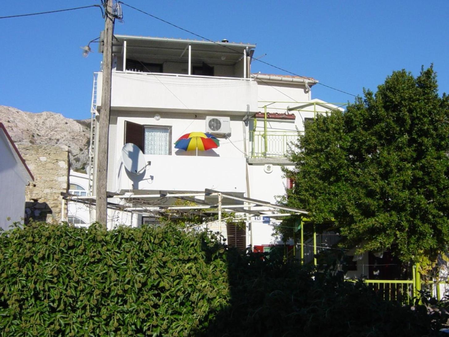 Apartments Bugi