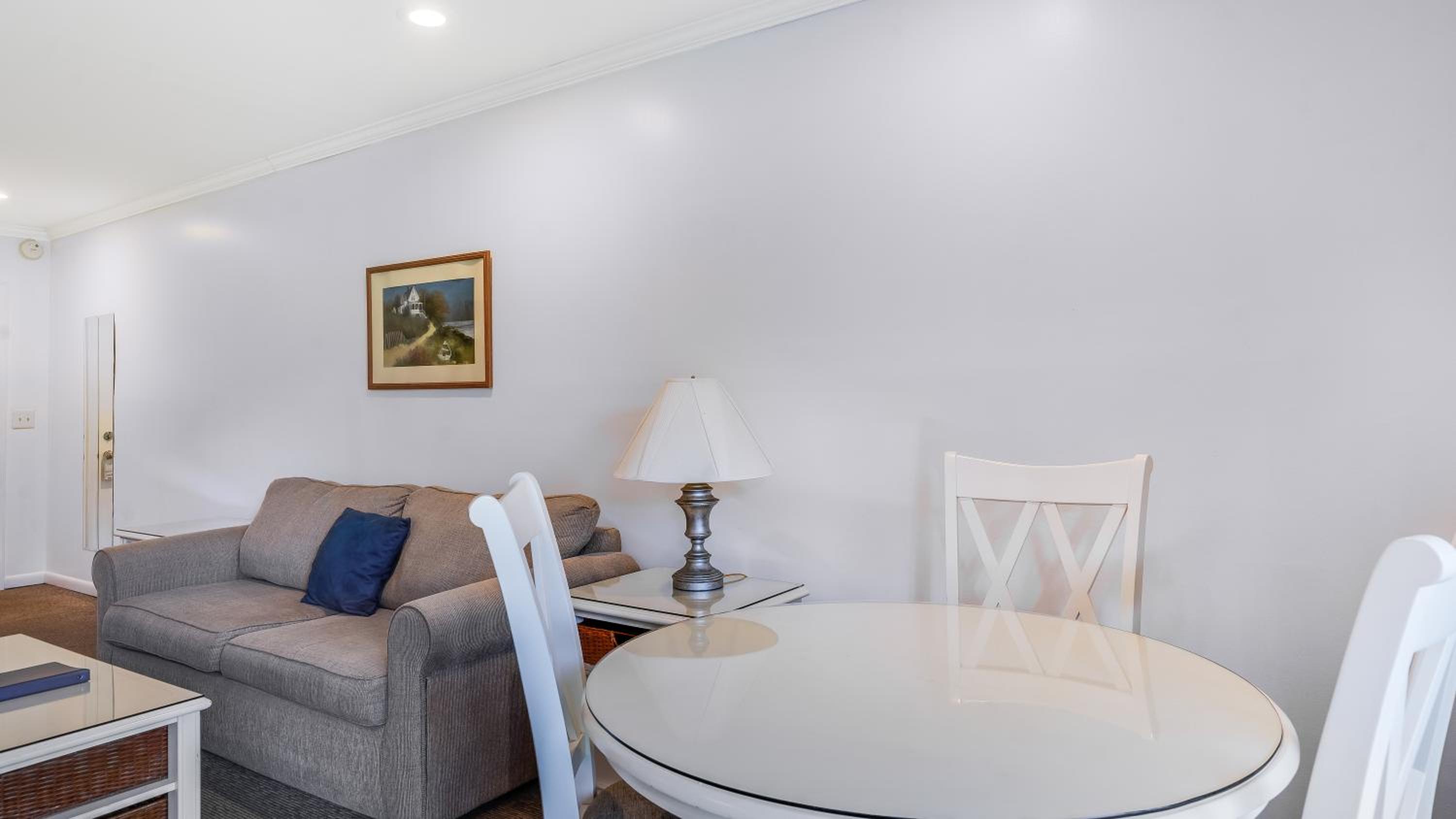 East Hampton House Resort 70