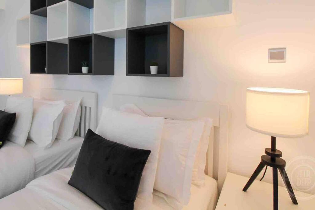 AIRDHP MARINA & SEA VIEW Modern 3 BED