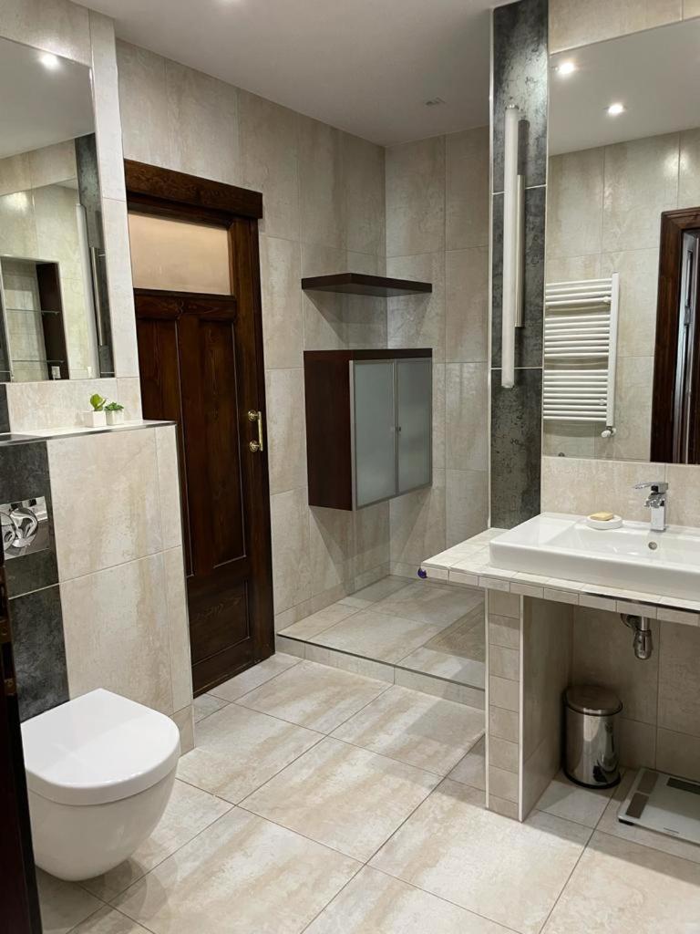 Uroczy apartament 97m2 w samym centrum Wrocławia
