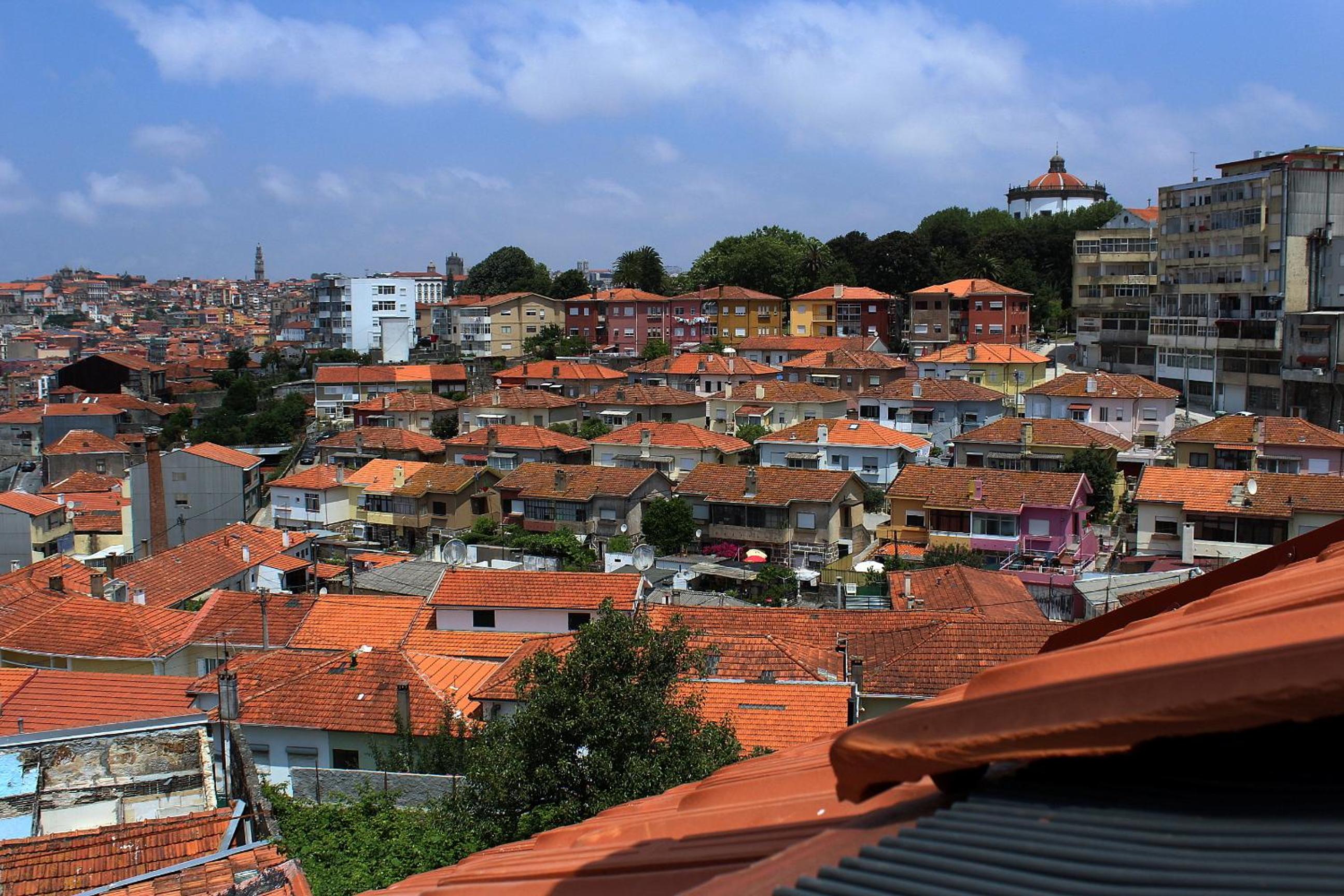 Oporto River and Ribeira Views view 5