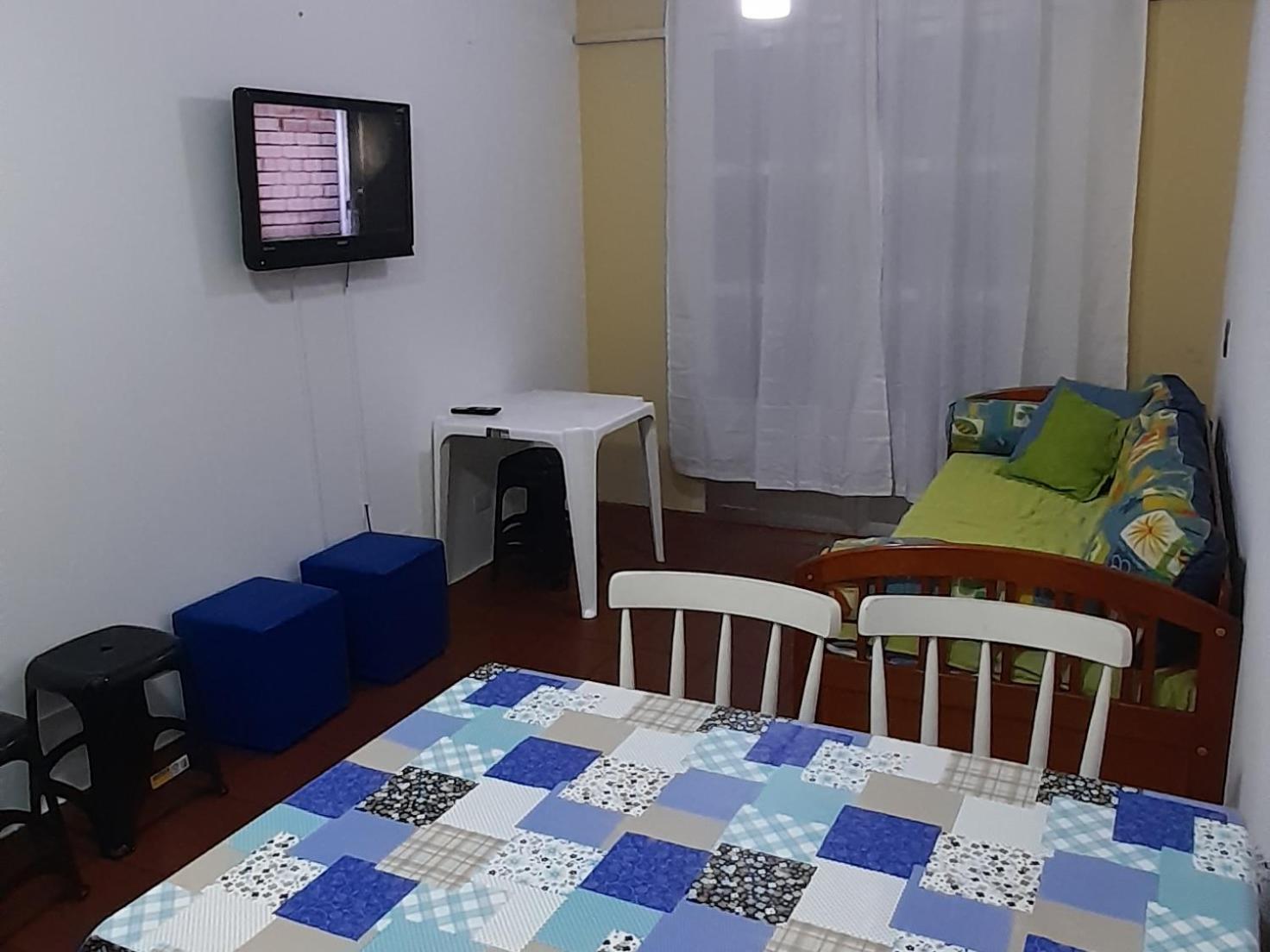 Apto, Guaruja, lado praia, Praia Enseada.