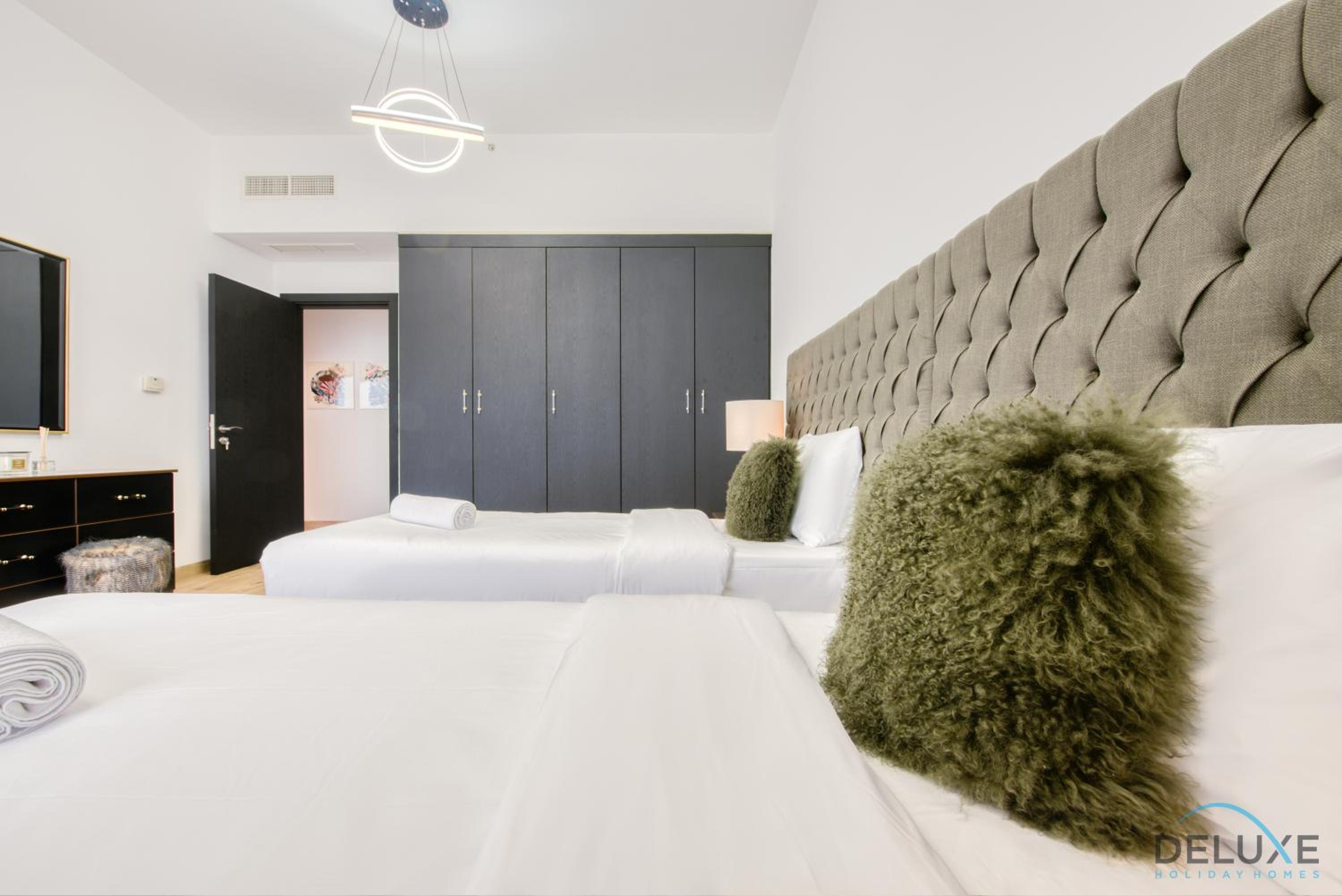 Elegant 2BR at Bahar 2 JBR by Deluxe Holiday Homes