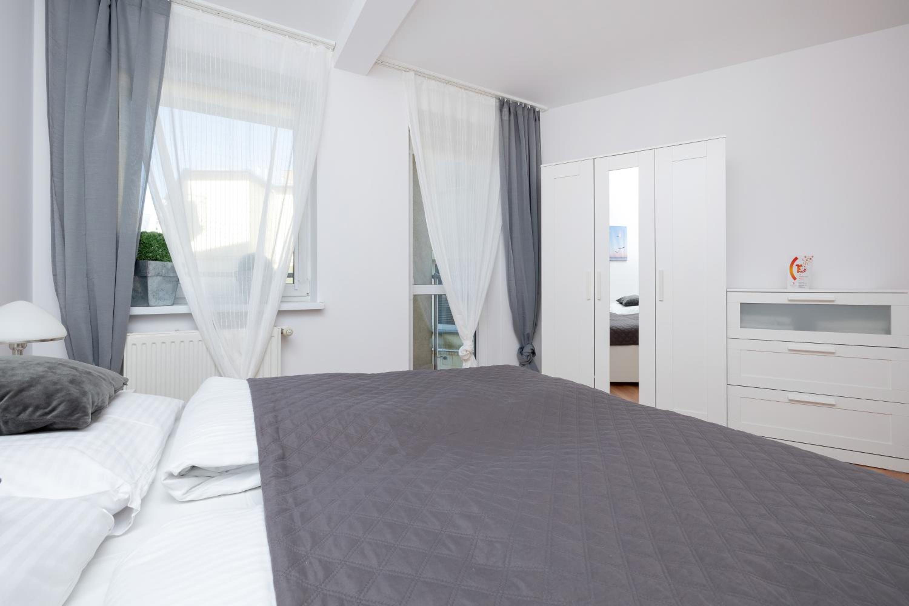JANTAR APARTAMENTY-Port Kołobrzeg ul.Towarowa view 5