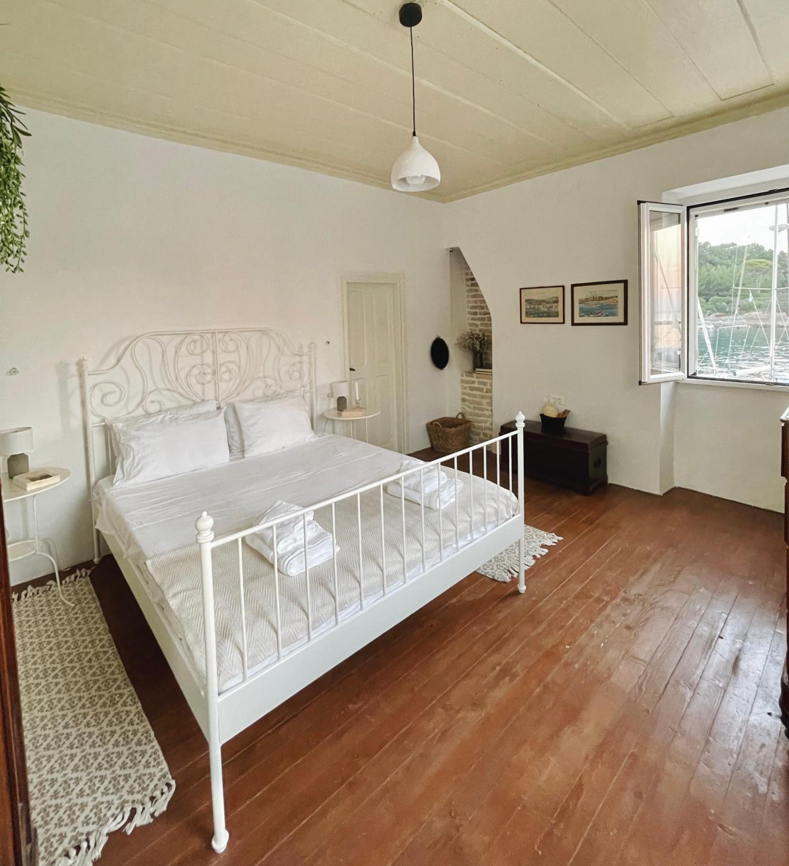 Dolce Vivere by Konnect, Gaios Paxos view 2