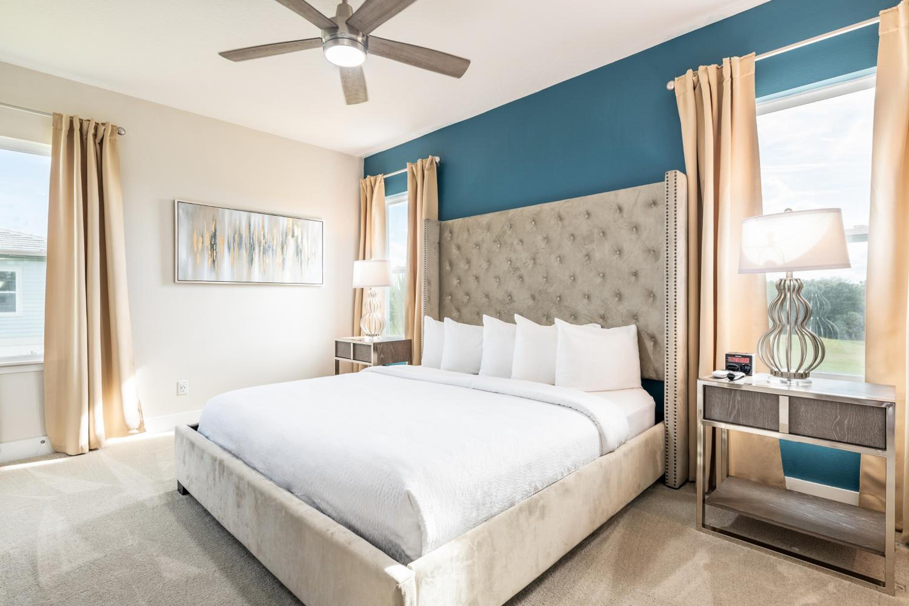 Modern 3 Bedroom Townhouse with Patio - 820DR