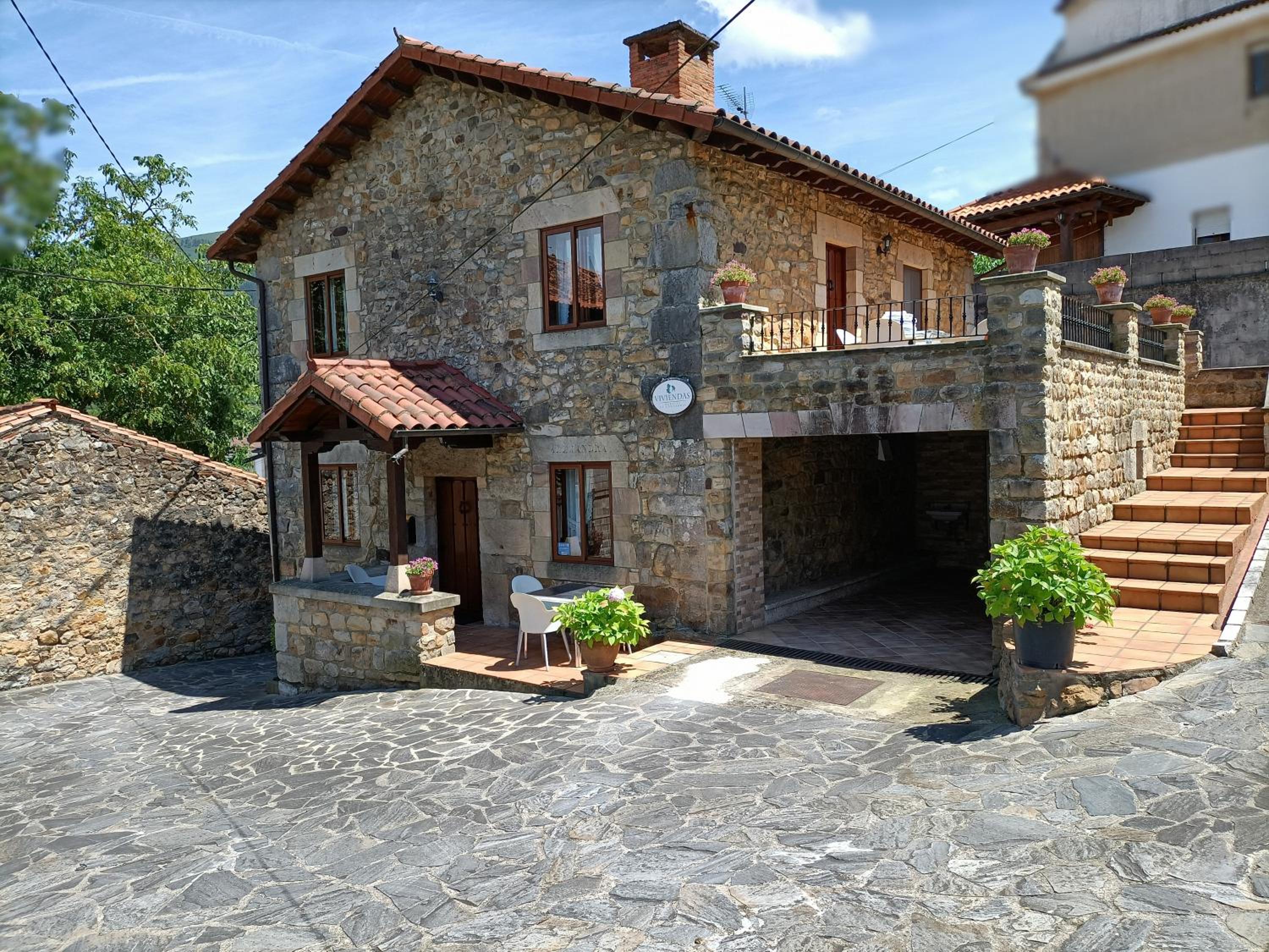 Apartamentos rurales La Casa Vieja De Alceda