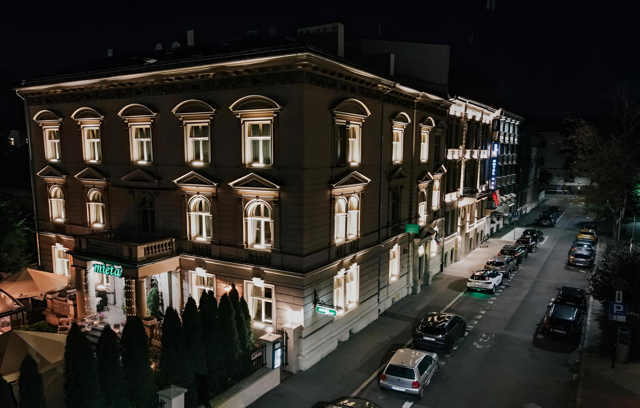 hotel building