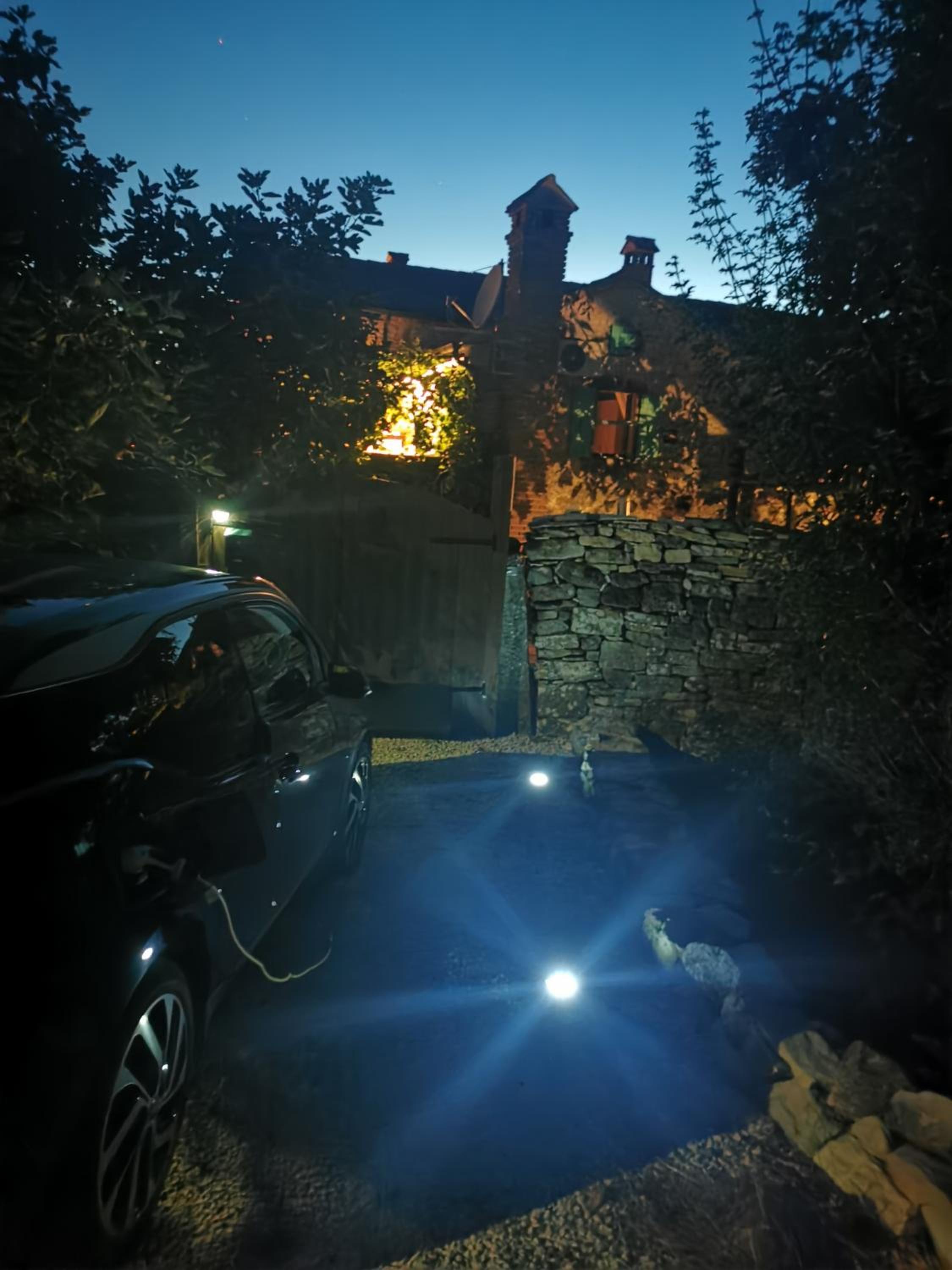 Photo 18
