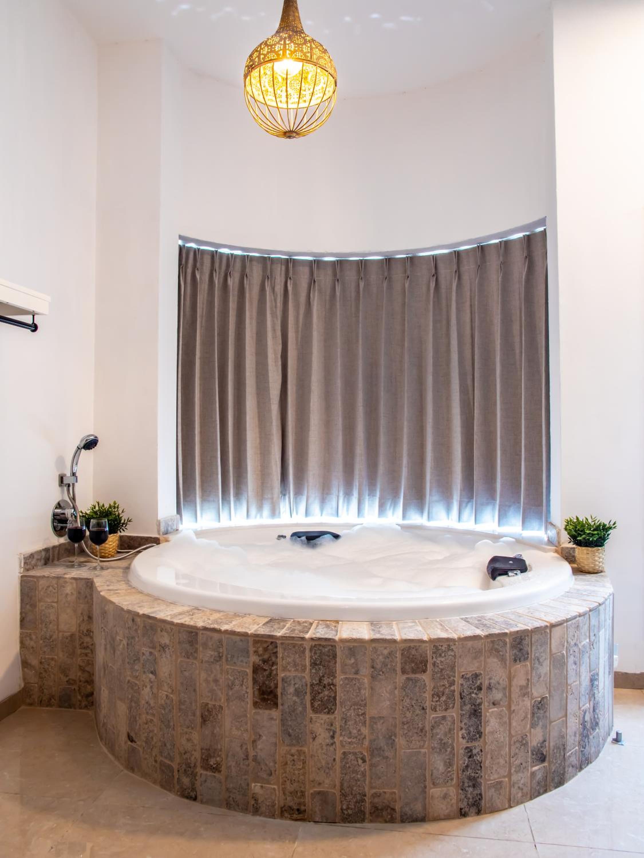 Suites of Happiness in the Golan