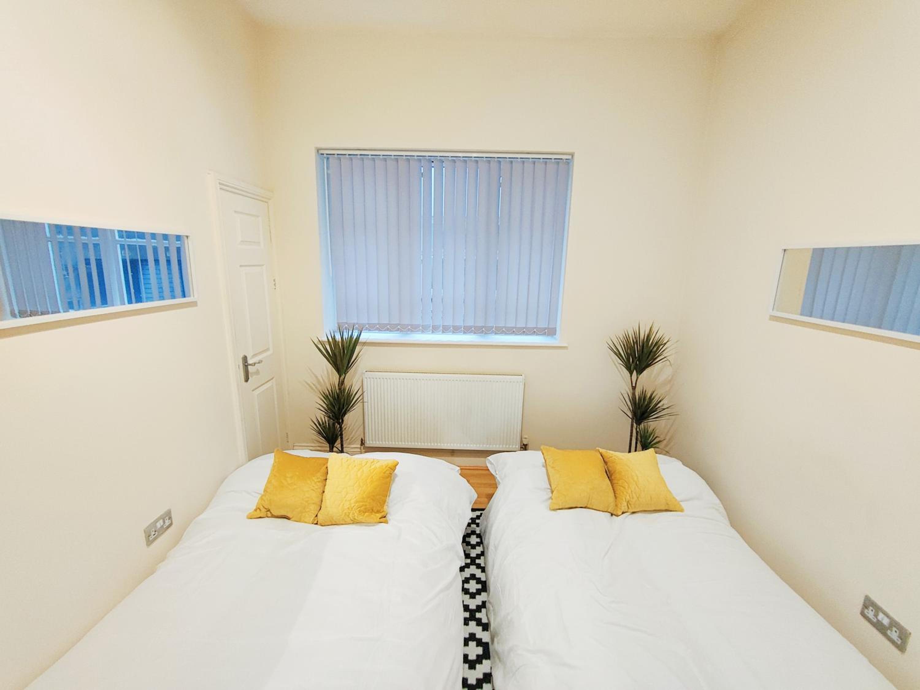 Newhall Street Apartment