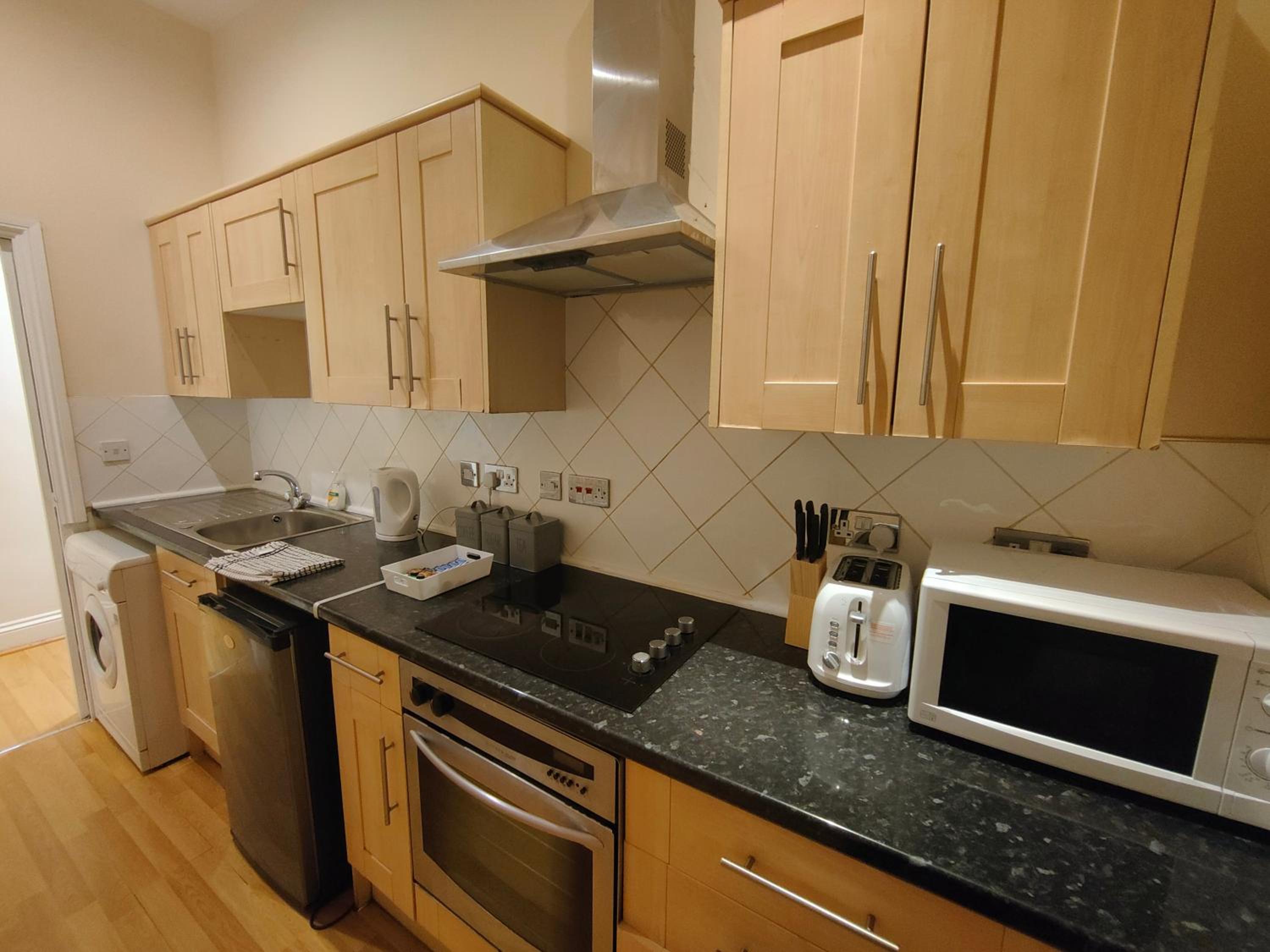 Newhall Street Apartment