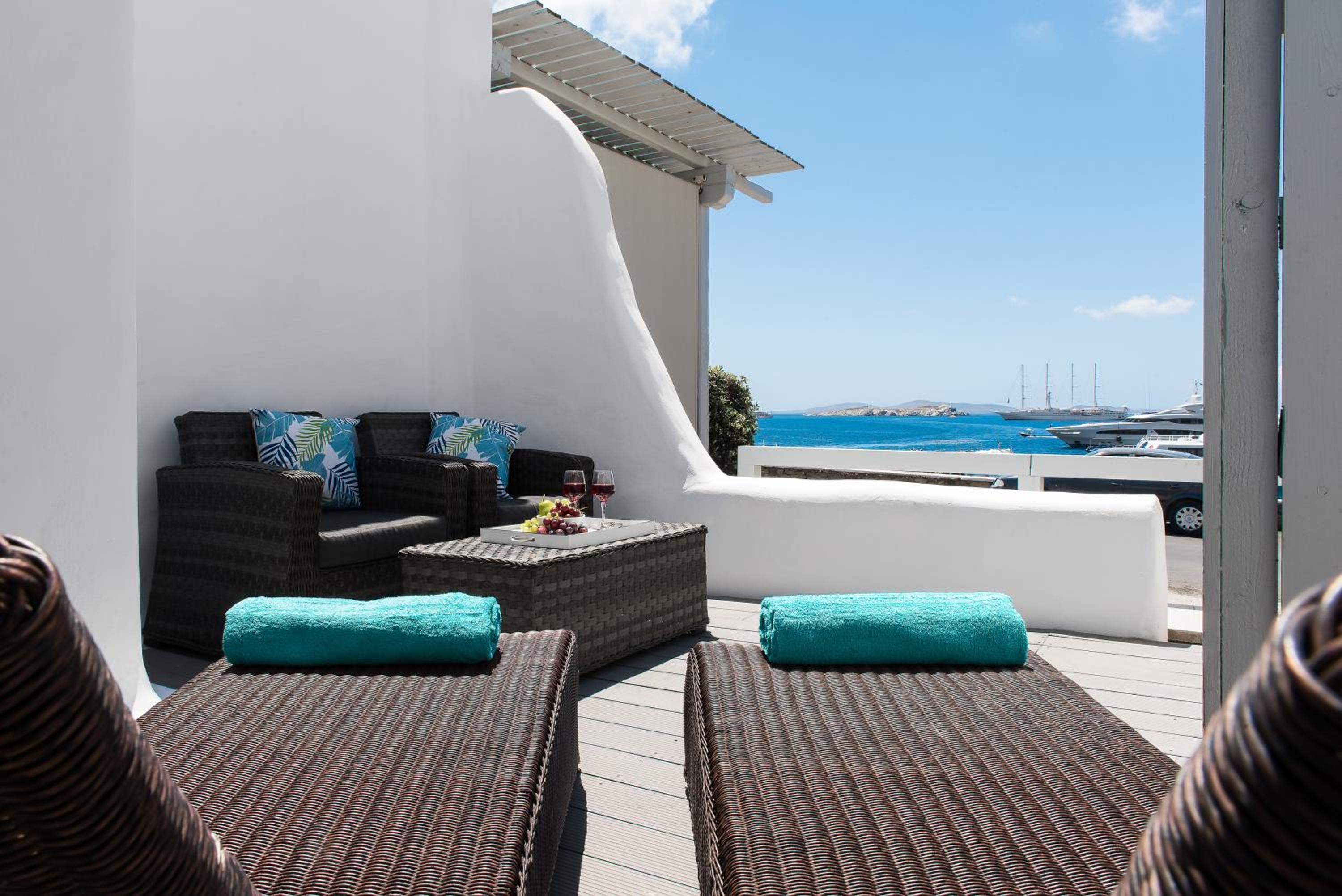 Riva Suites - Adults Only