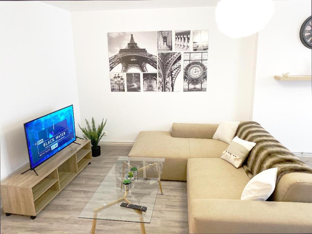 APPARTEMENT CHALEUREUX Wifi et parking gratuit view 2
