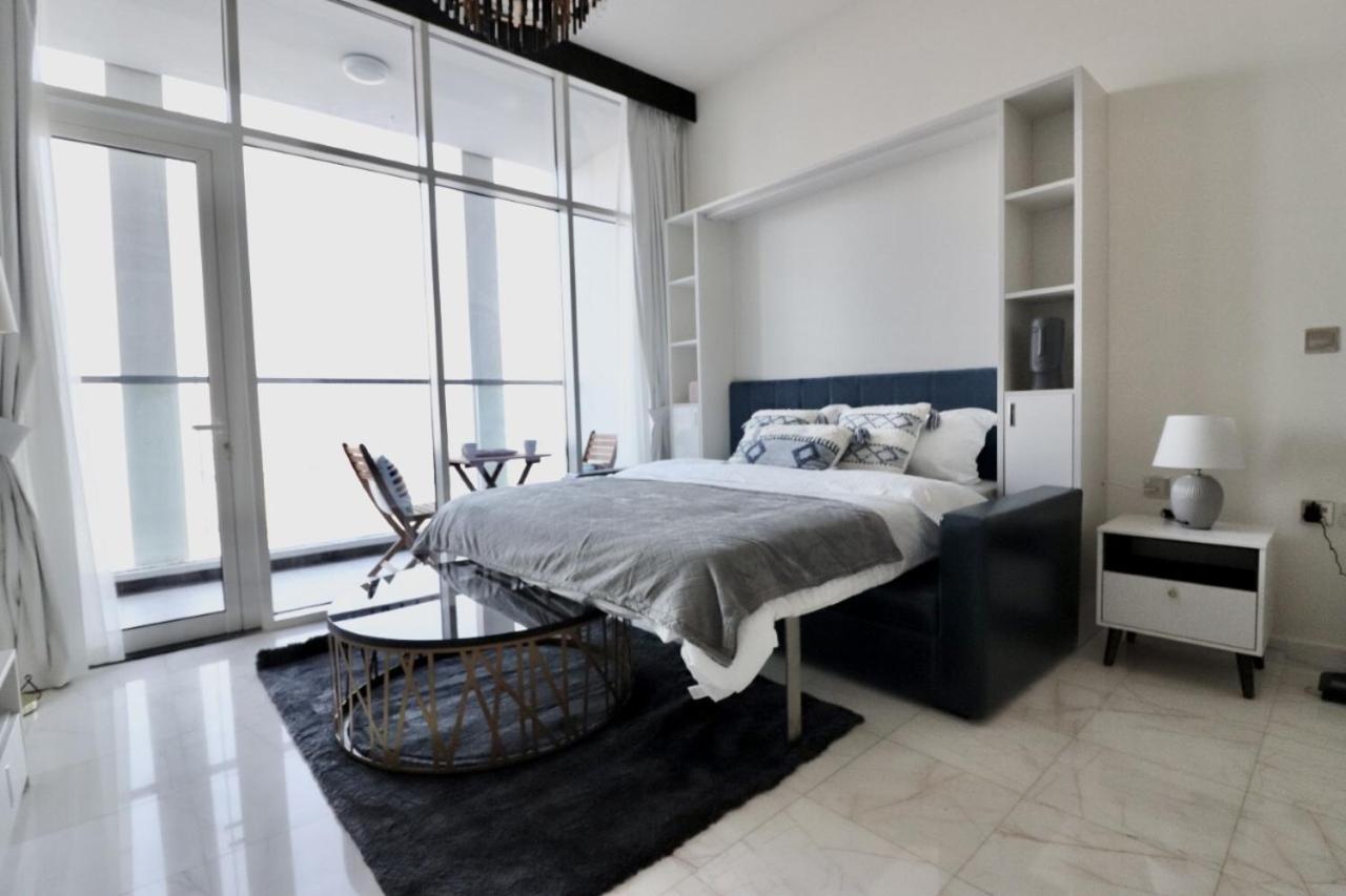Brand New Studio Apartment with Balcony