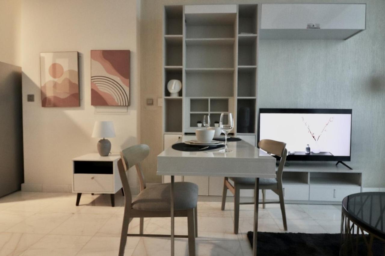 Brand New Studio Apartment with Balcony