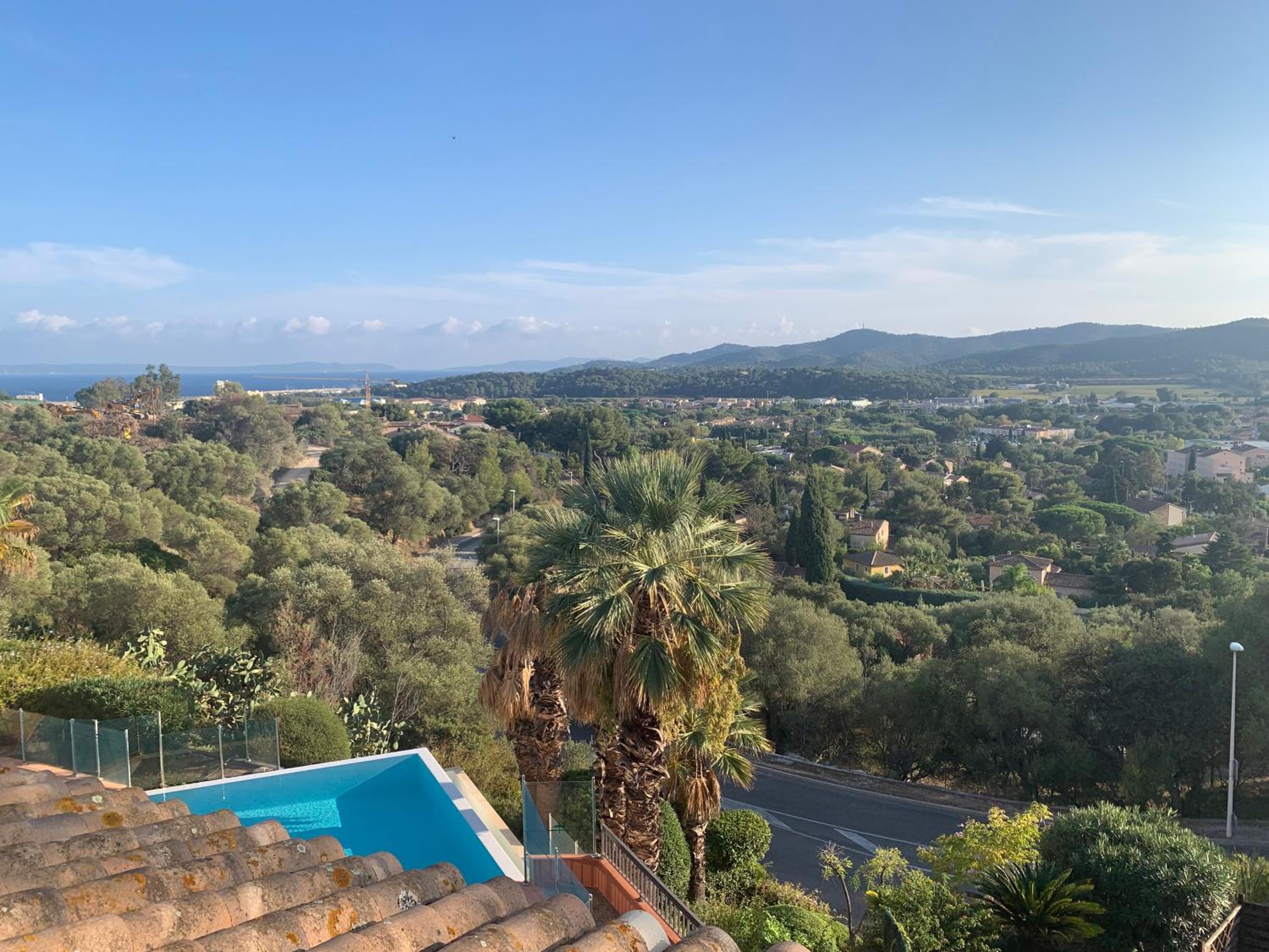 Superbe Duplex 35m2 vue mer avec piscine view 5