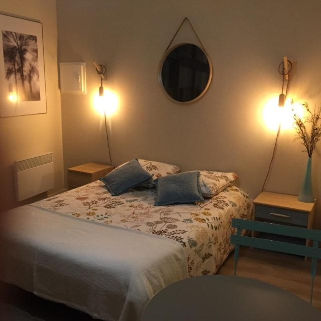 Chambre dans dépendance Maison de Ville + abri vélos photo 3