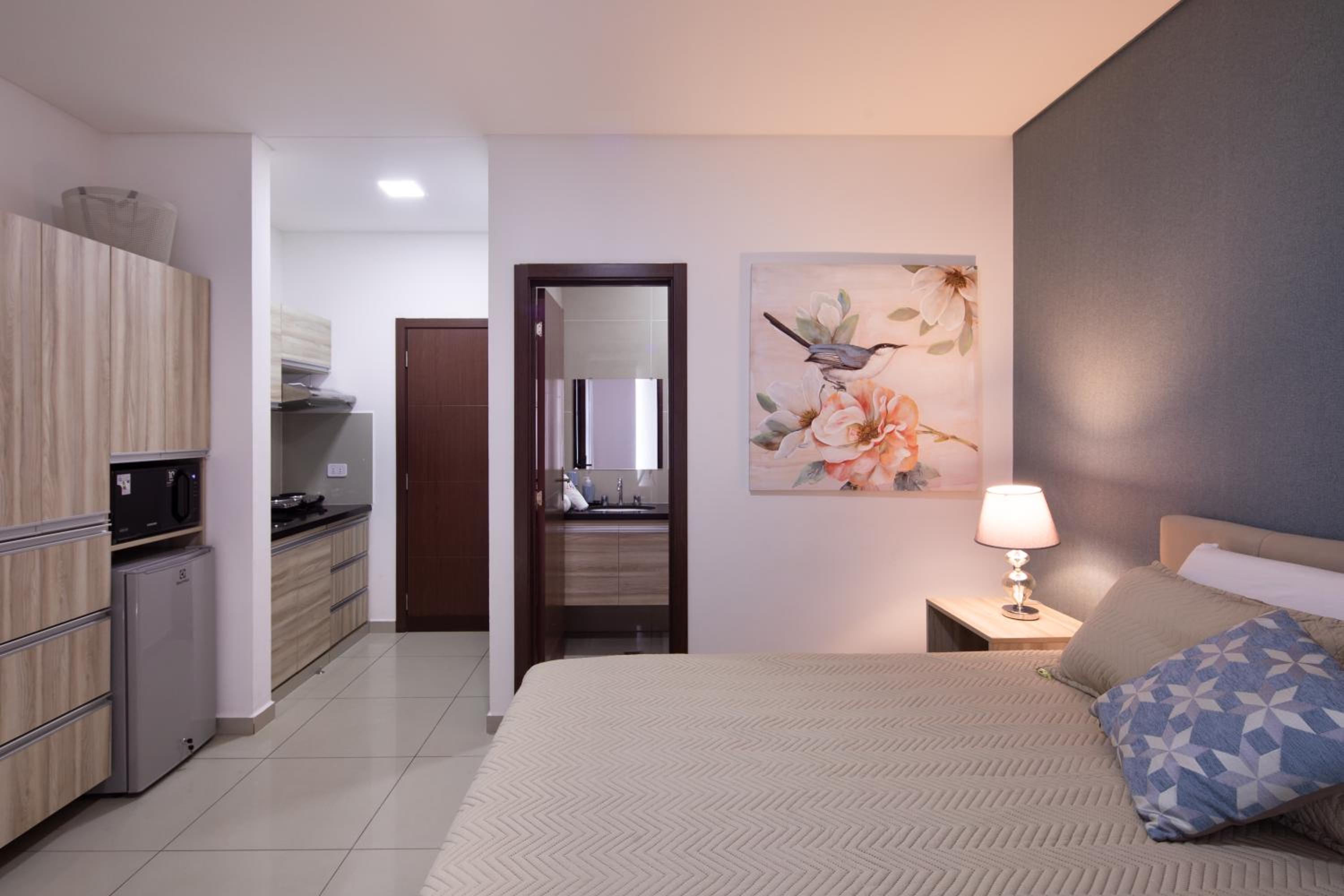 Equipetrol Suites apart hotel view 5