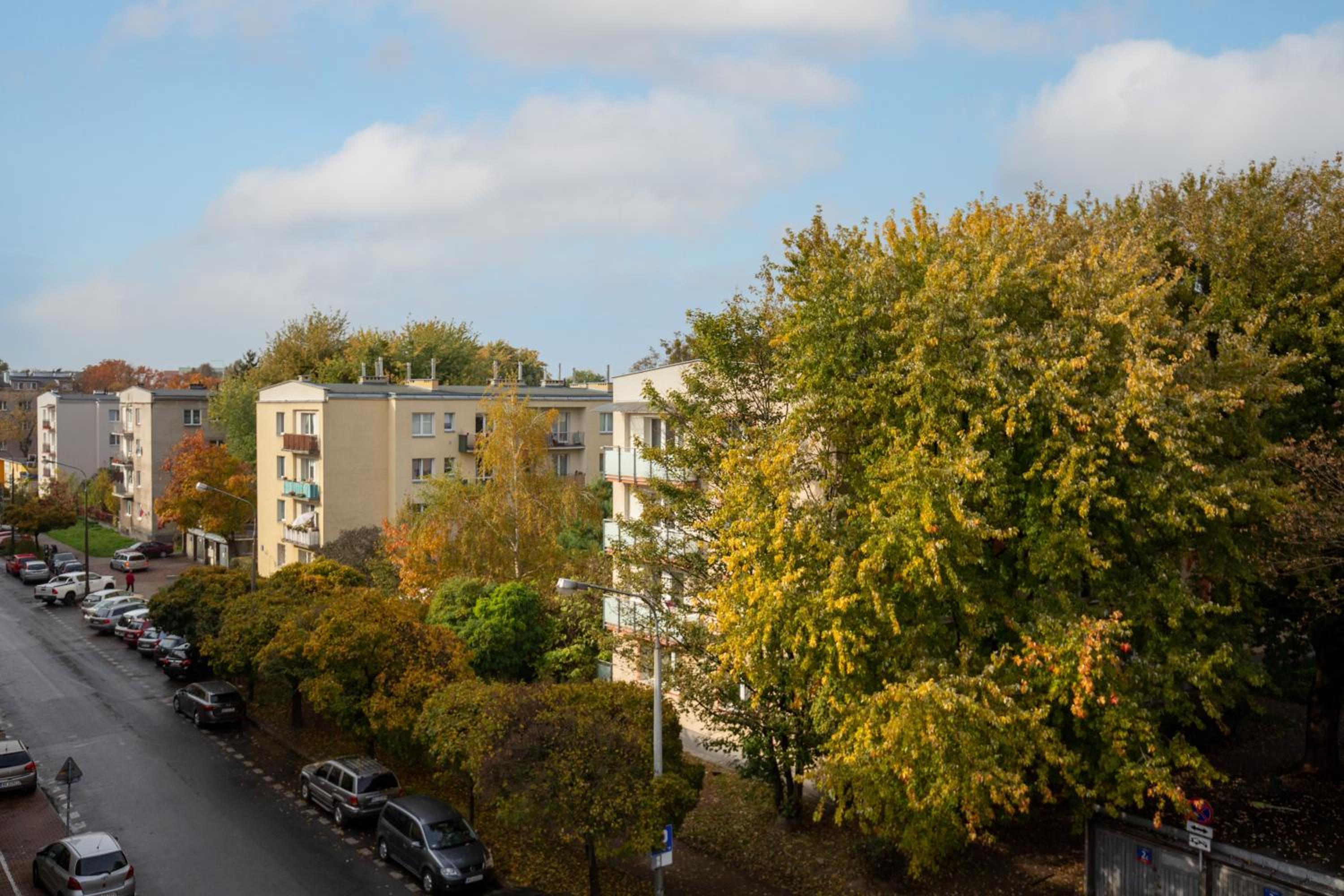 Metro Młynów Warsaw Wola Apartment Długosza by Renters