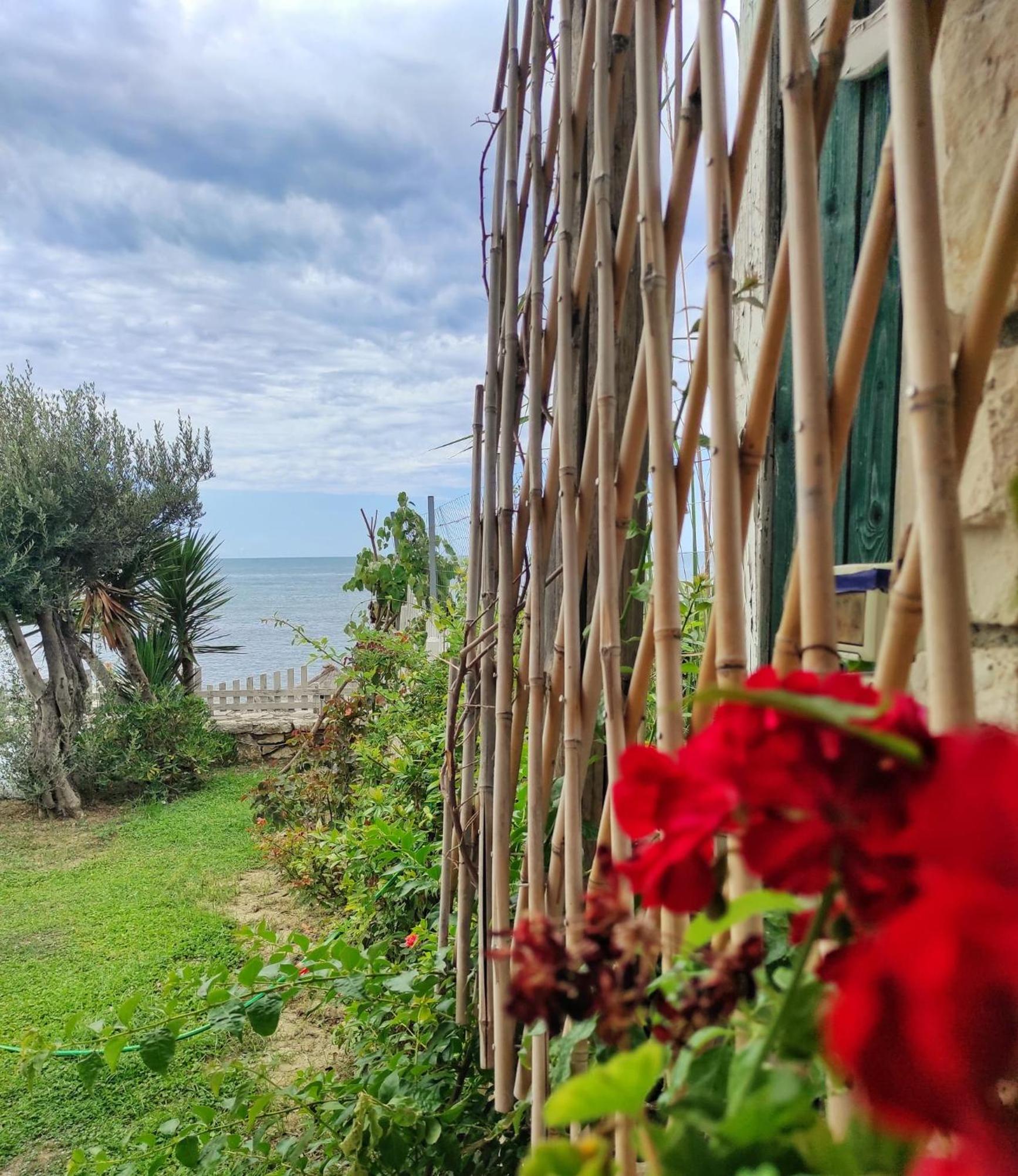 Kallmi View Eco Rooms