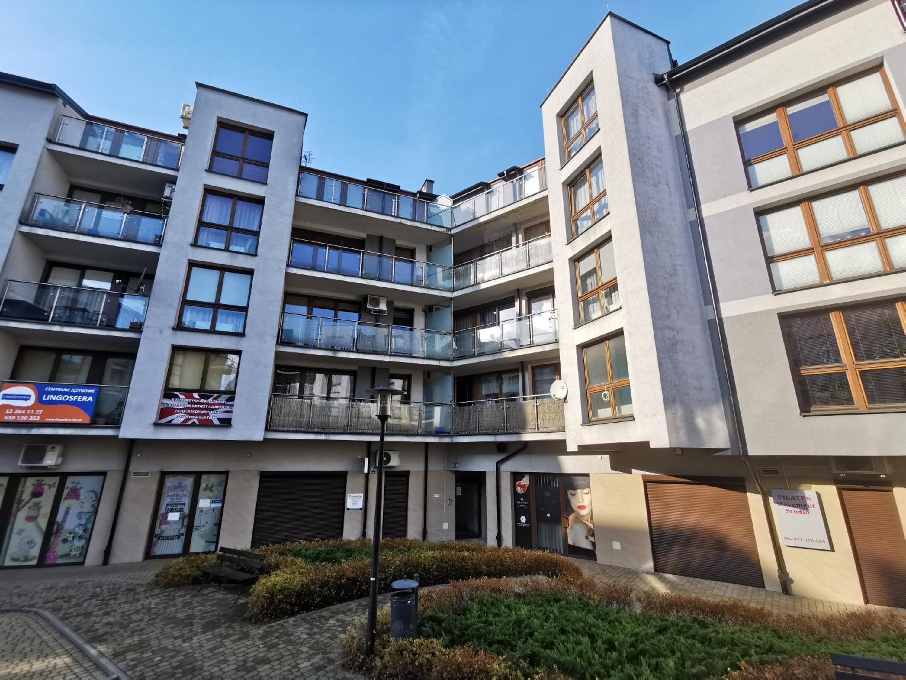 Apartament 33