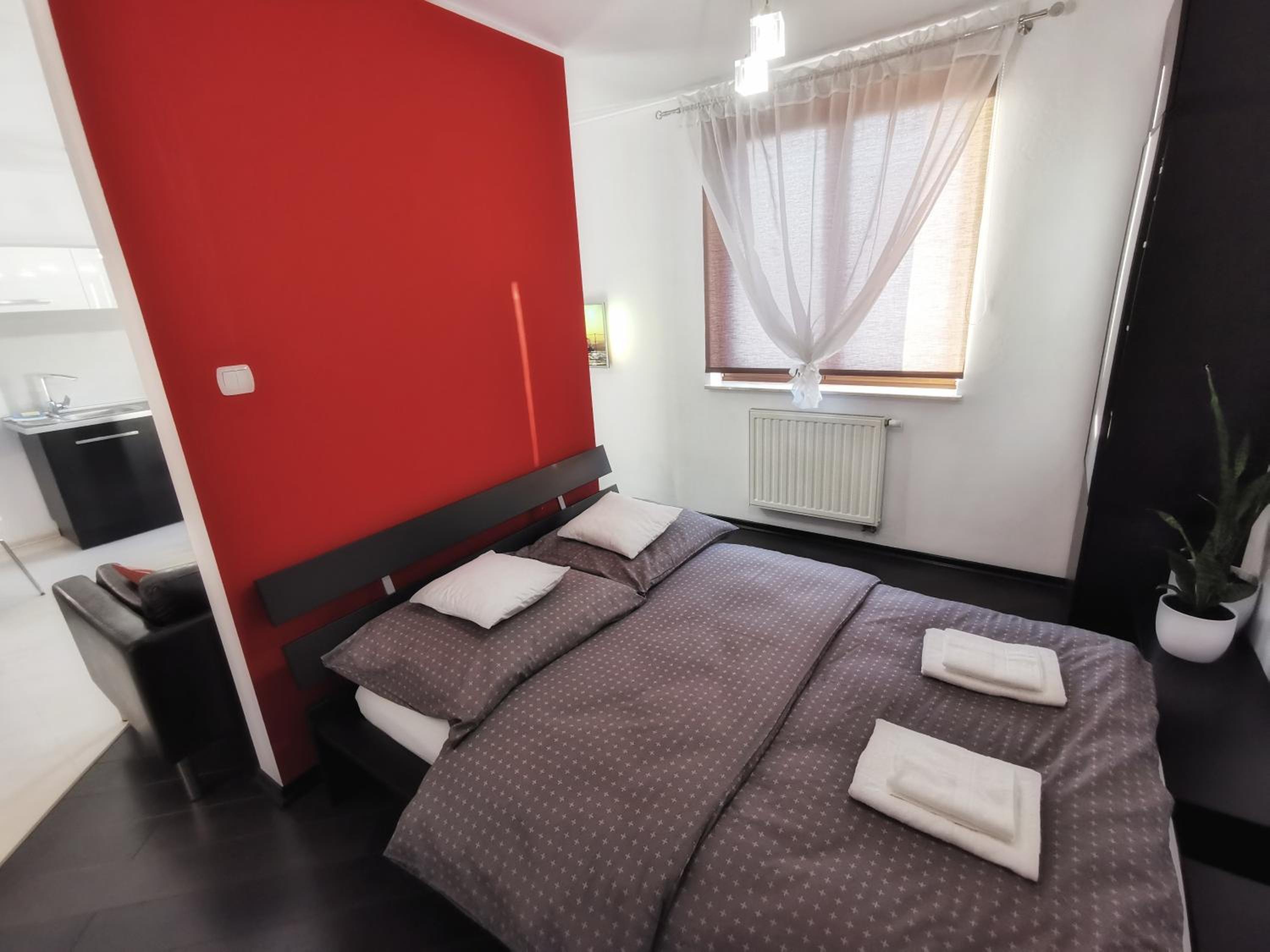 Apartament 33