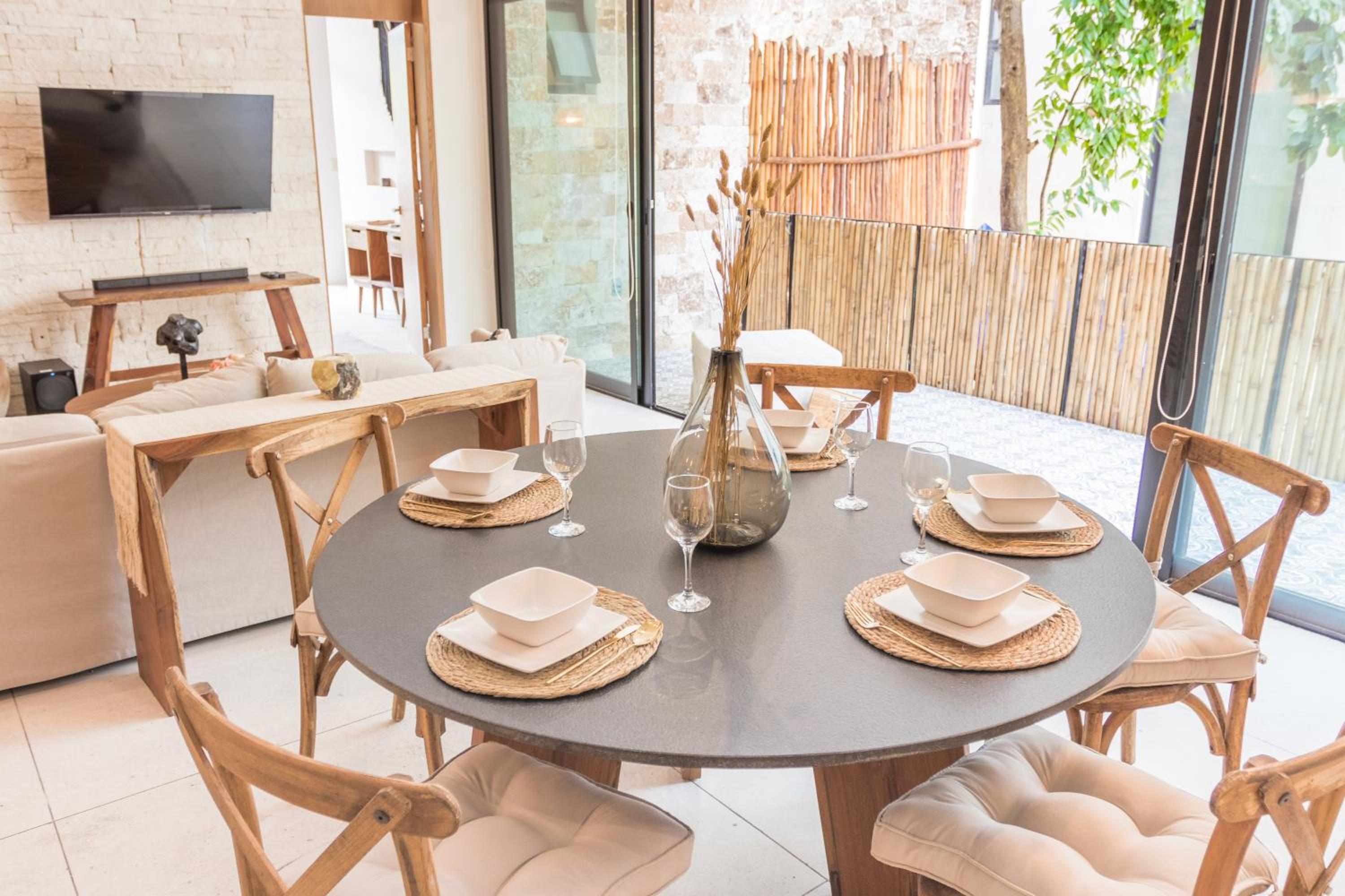 Lovely & Boho-Style 2BR Apartment Aldea Zama Insta-Worthy Pool, Uncovered Patio & Terrace