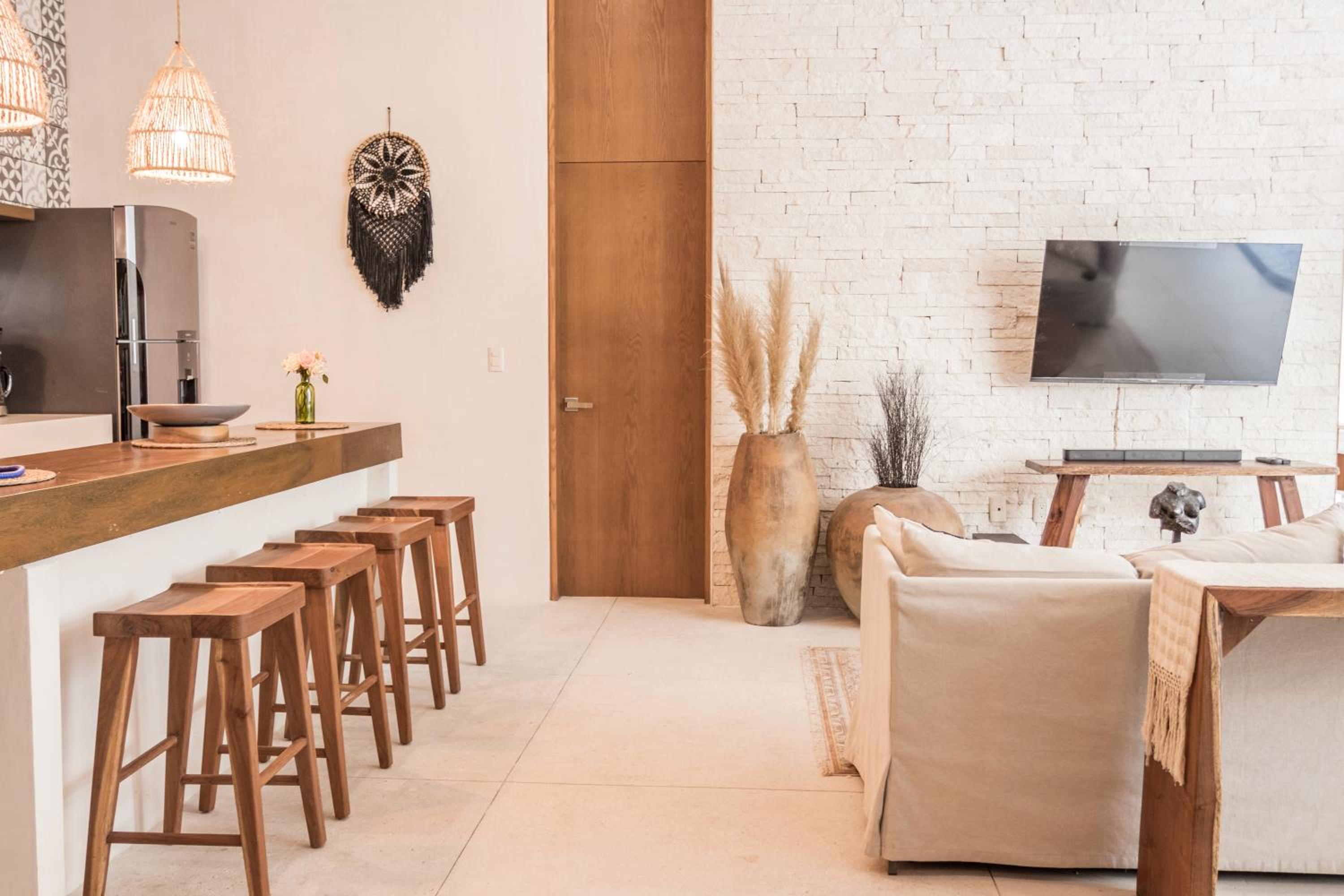 Lovely & Boho-Style 2BR Apartment Aldea Zama Insta-Worthy Pool, Uncovered Patio & Terrace
