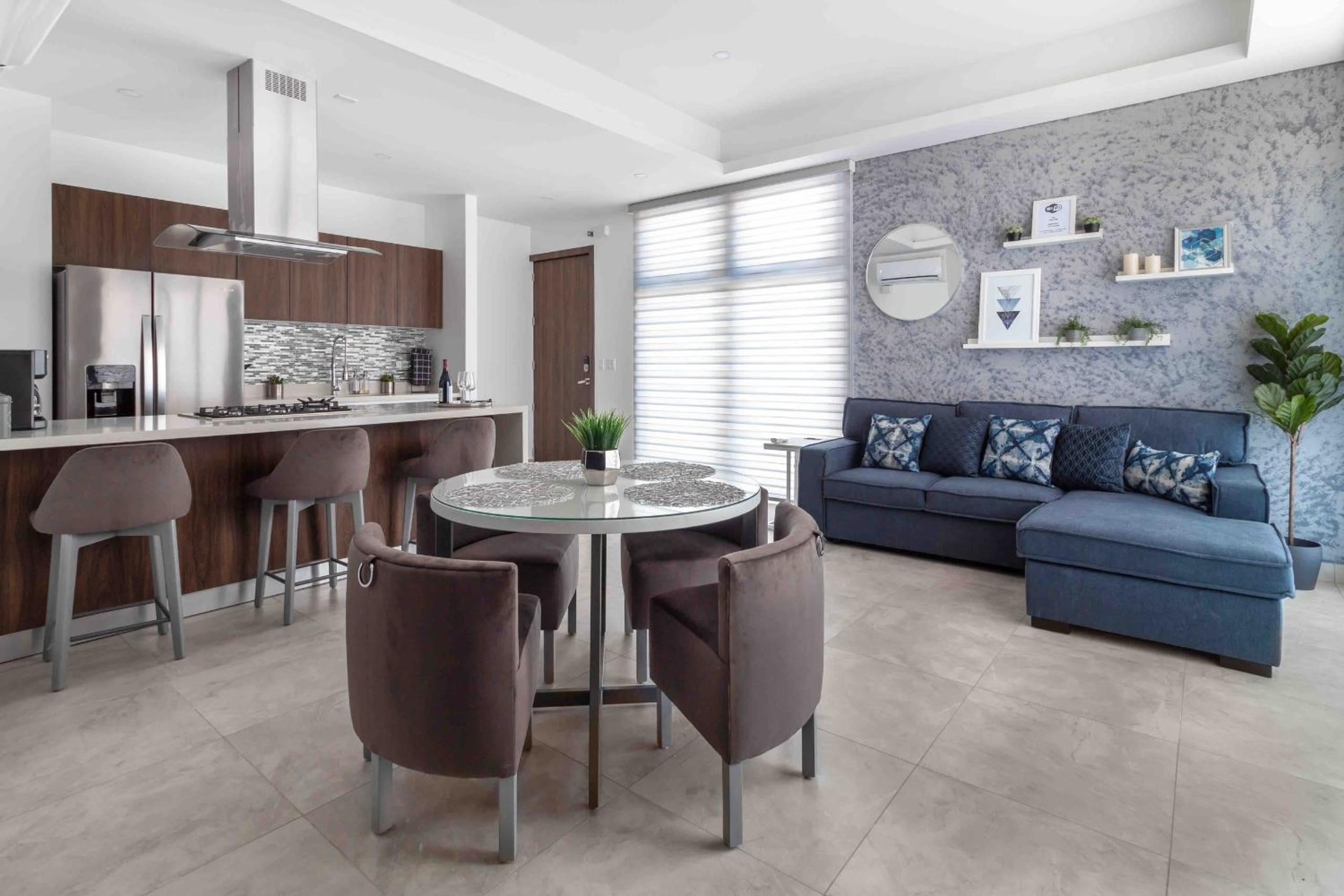 Hotel Modern and Luxurious in Tijuana - Image 1