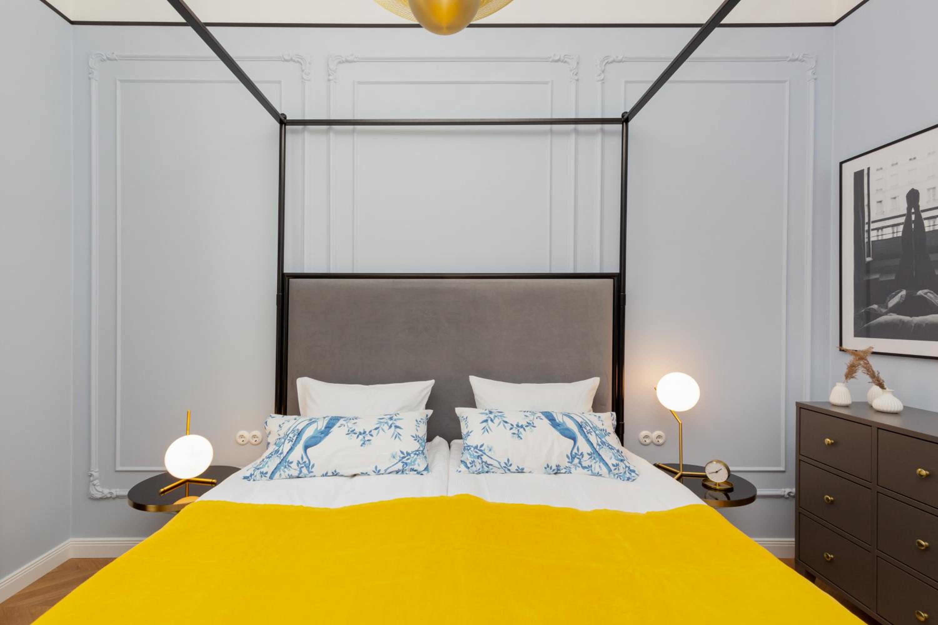 LUX Golden Apartment Praga Kępna by Renters Prestige view 3