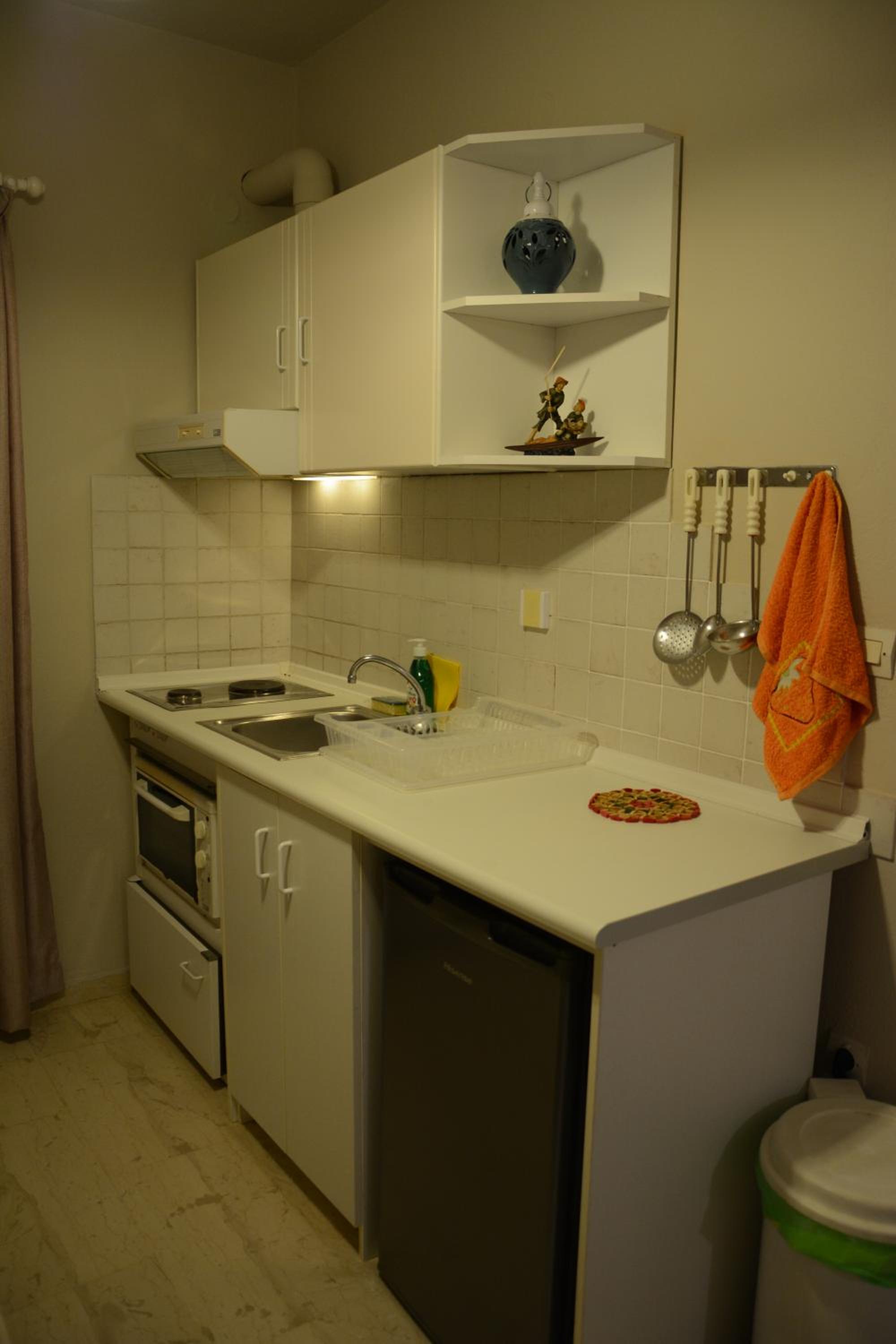 Photo 33
