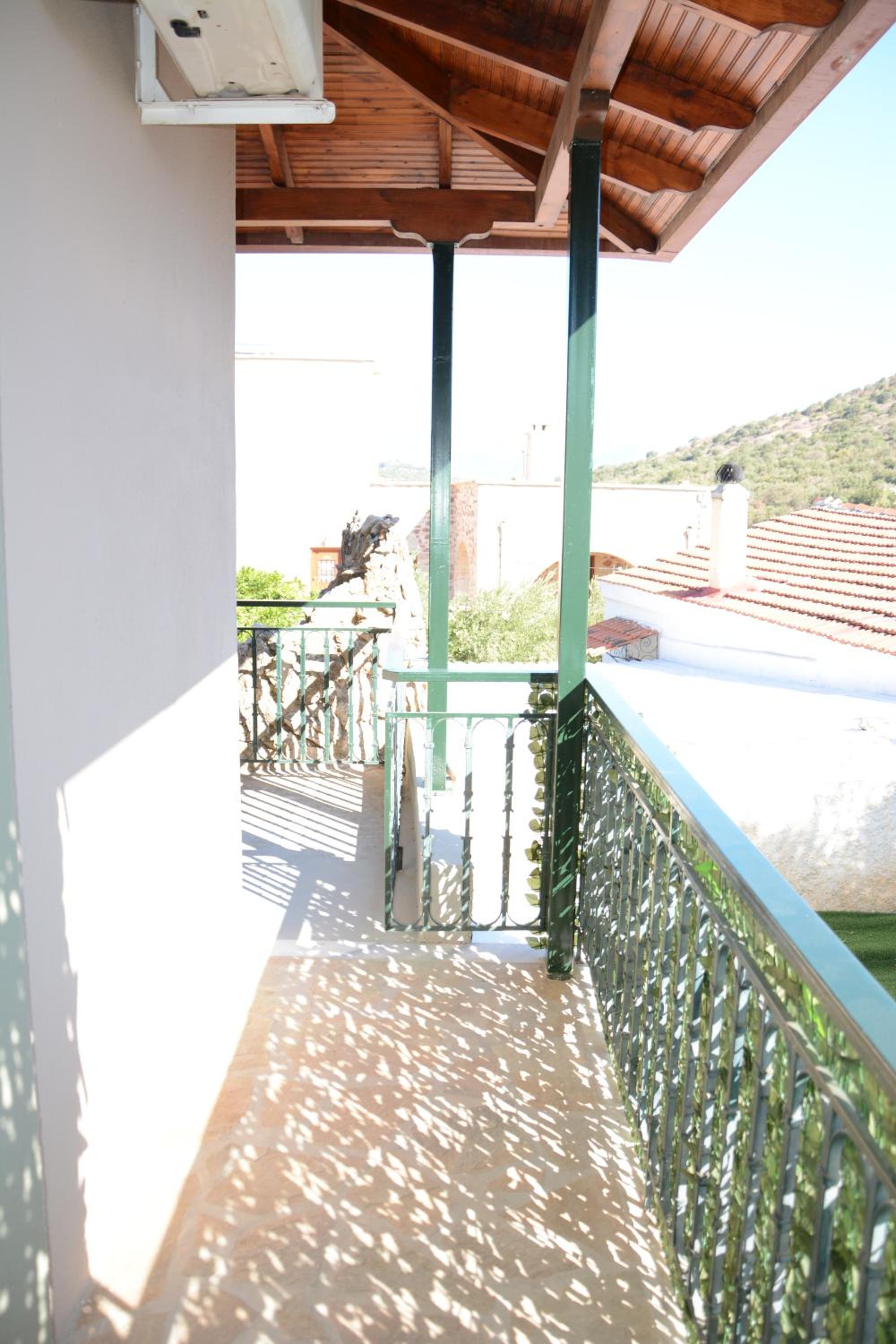Photo 43