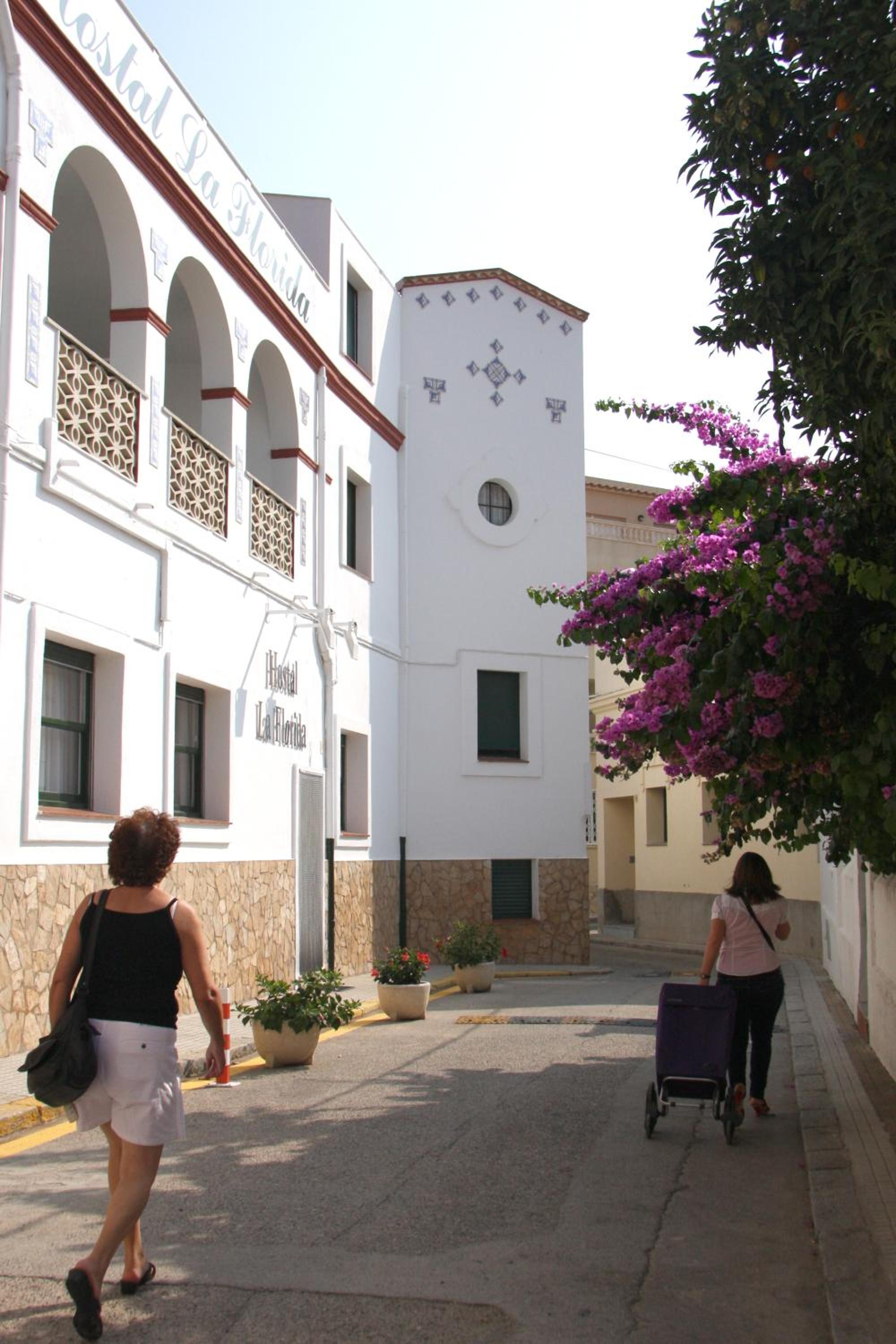 Hostal La Florida view 3